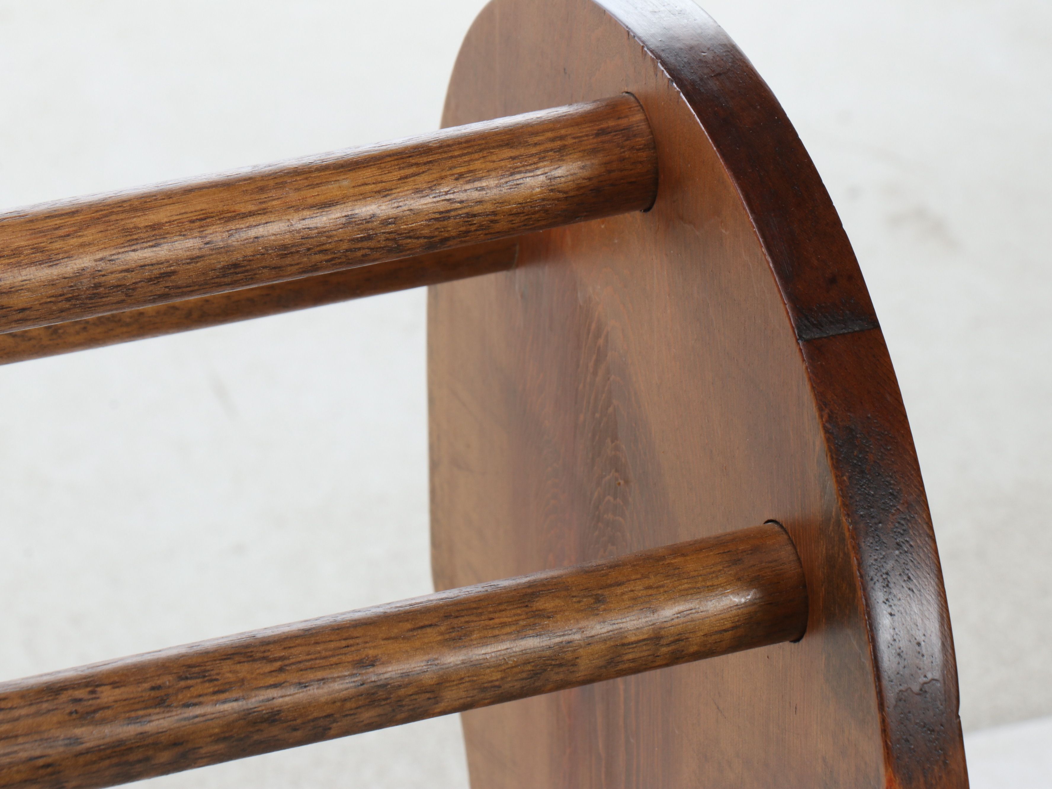 Embroidered State Bird Quilt with Wood Quilt Stand