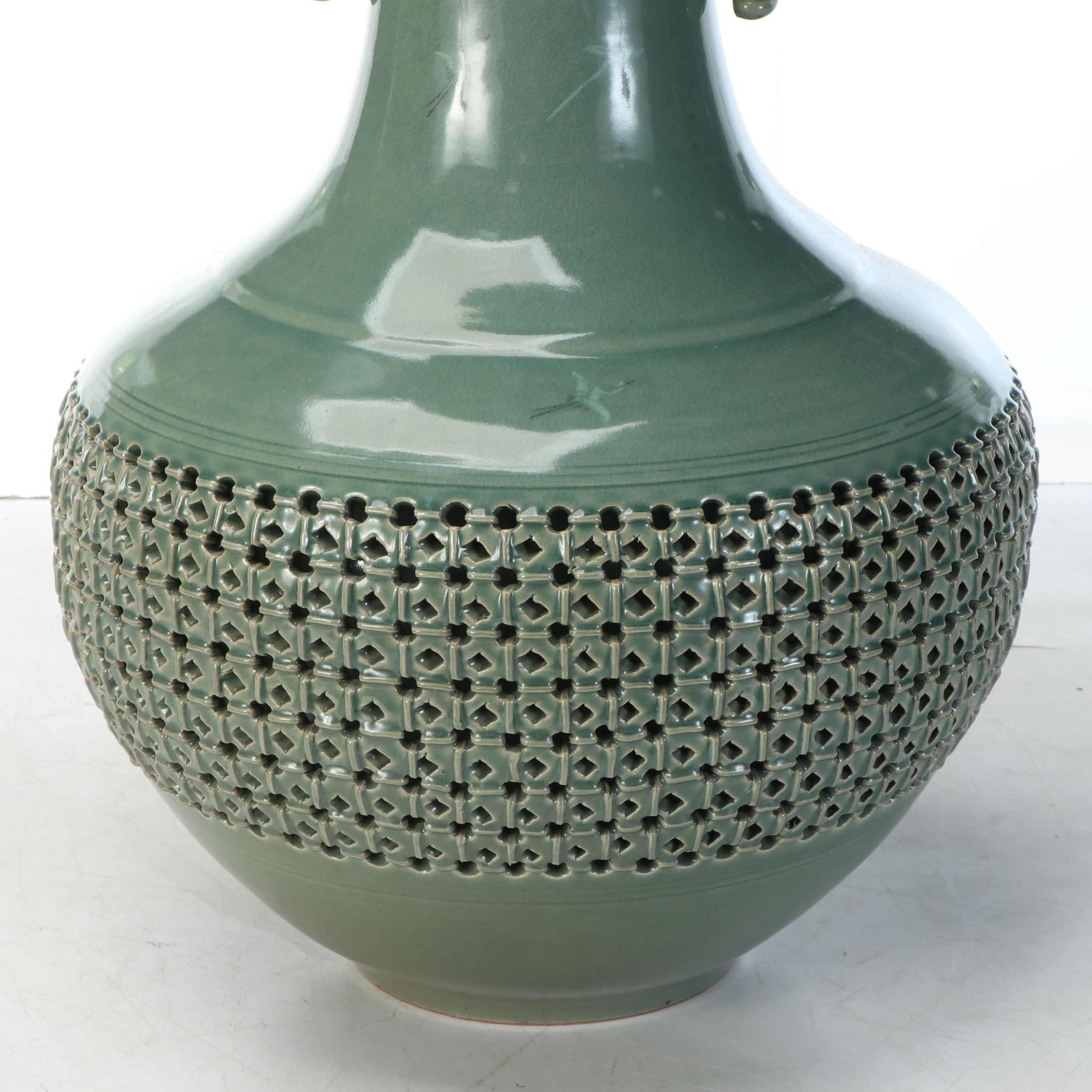 Korean Crackle Glaze Double-Handled Openwork Celadon Vase