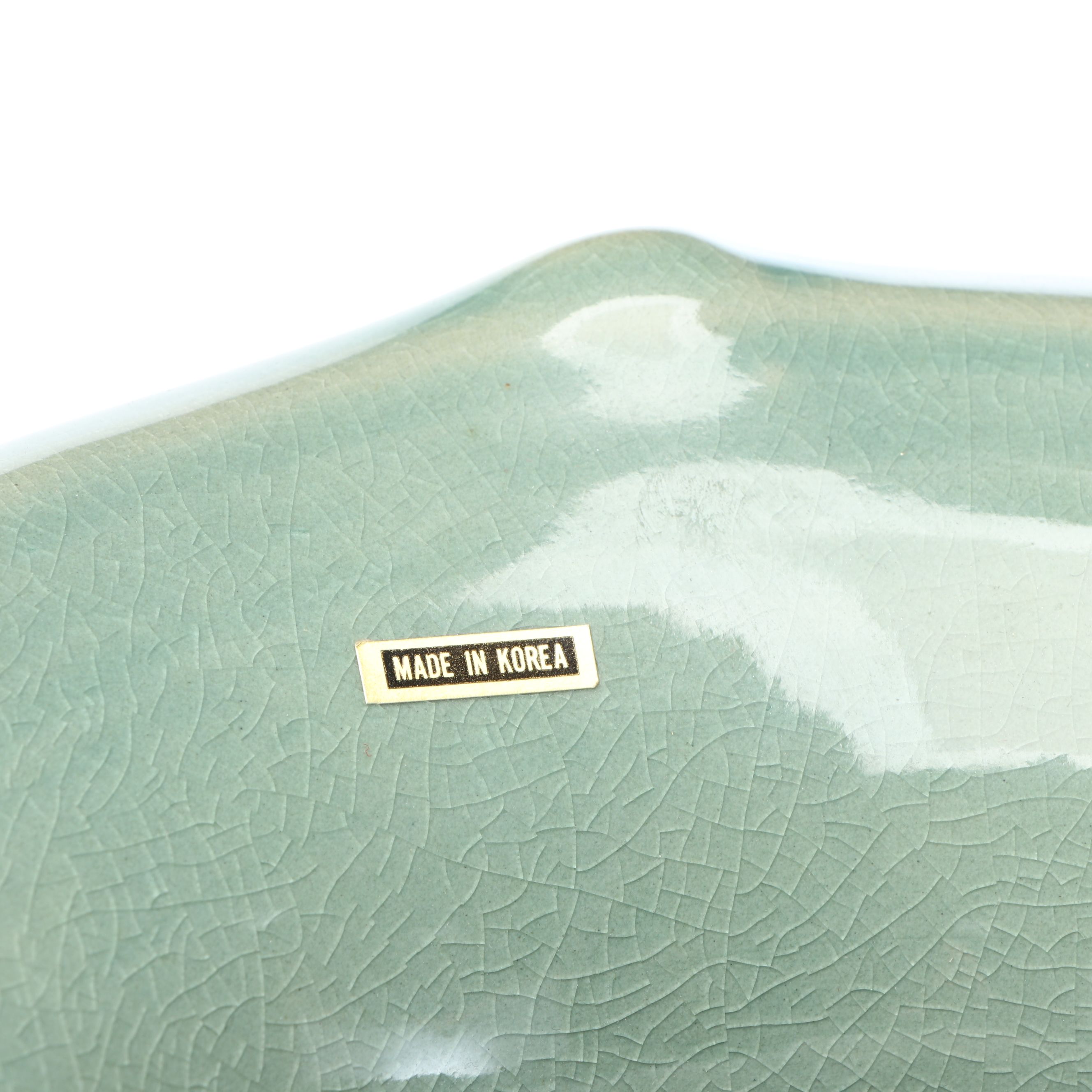 Korean Crackle Glaze Double-Handled Openwork Celadon Vase