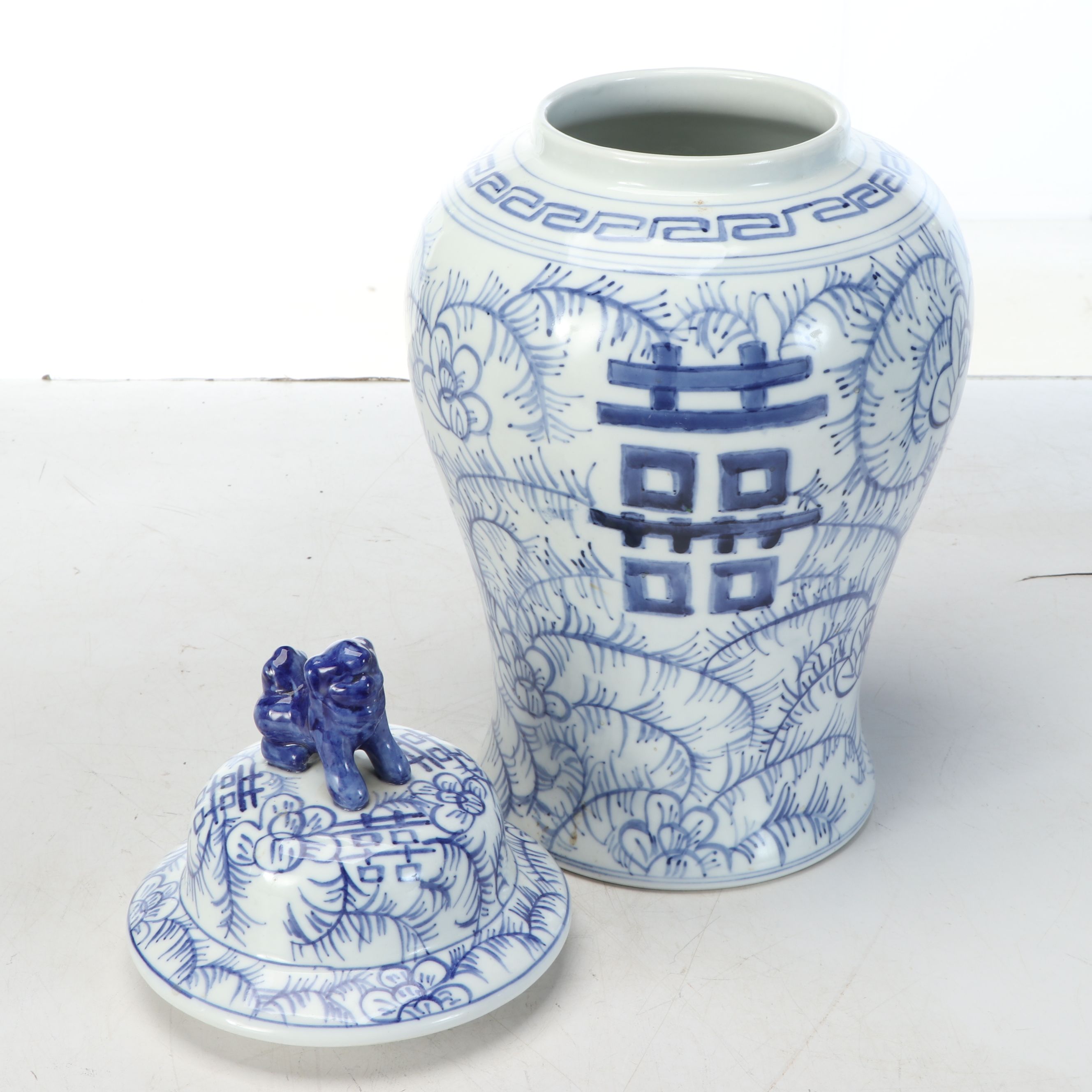 Chinese Blue and White Porcelain Ginger Jars, Vase and Temple Jar