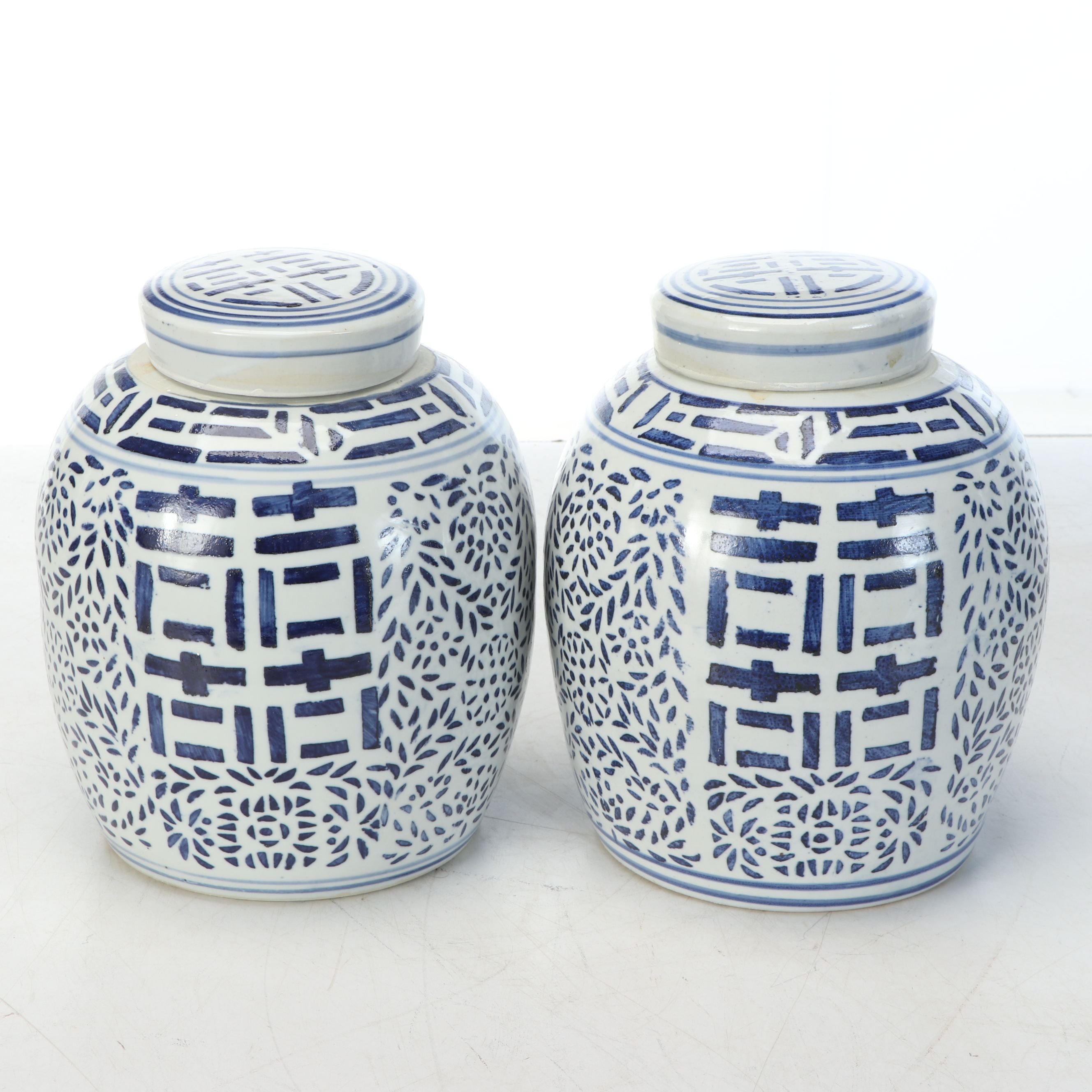 Chinese Blue and White Porcelain Ginger Jars, Vase and Temple Jar