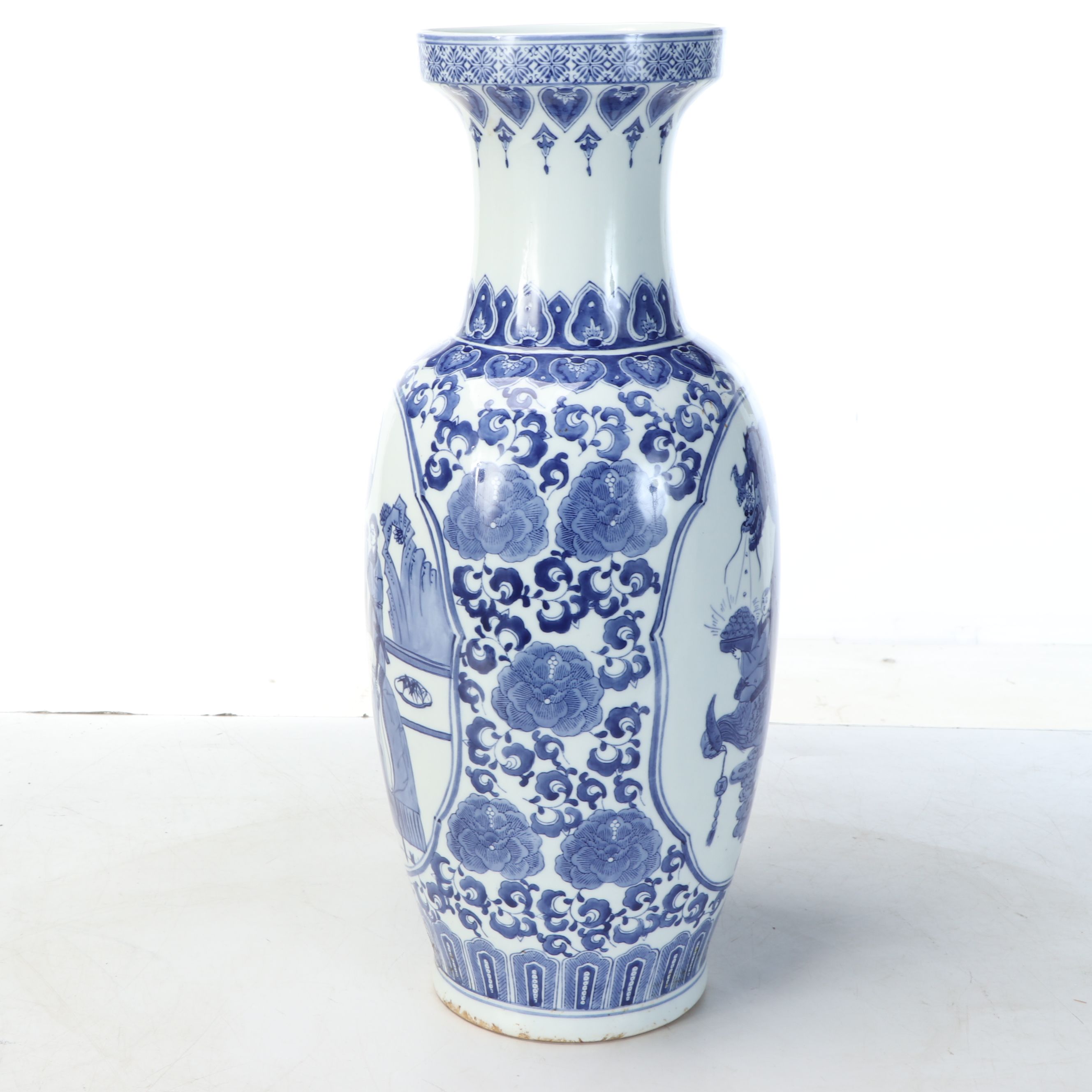 Chinese Blue and White Porcelain Ginger Jars, Vase and Temple Jar