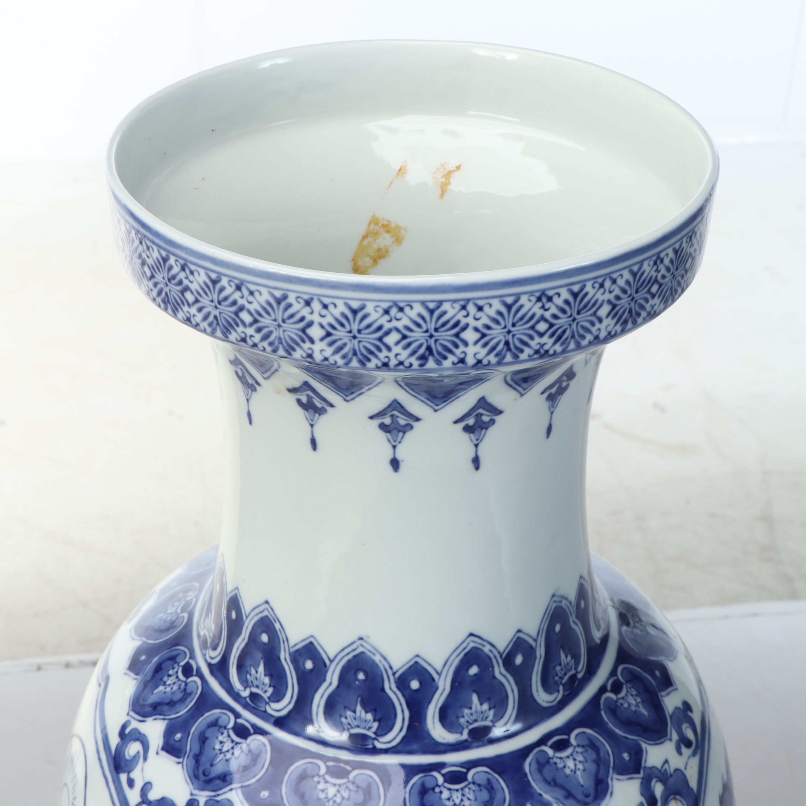 Chinese Blue and White Porcelain Ginger Jars, Vase and Temple Jar
