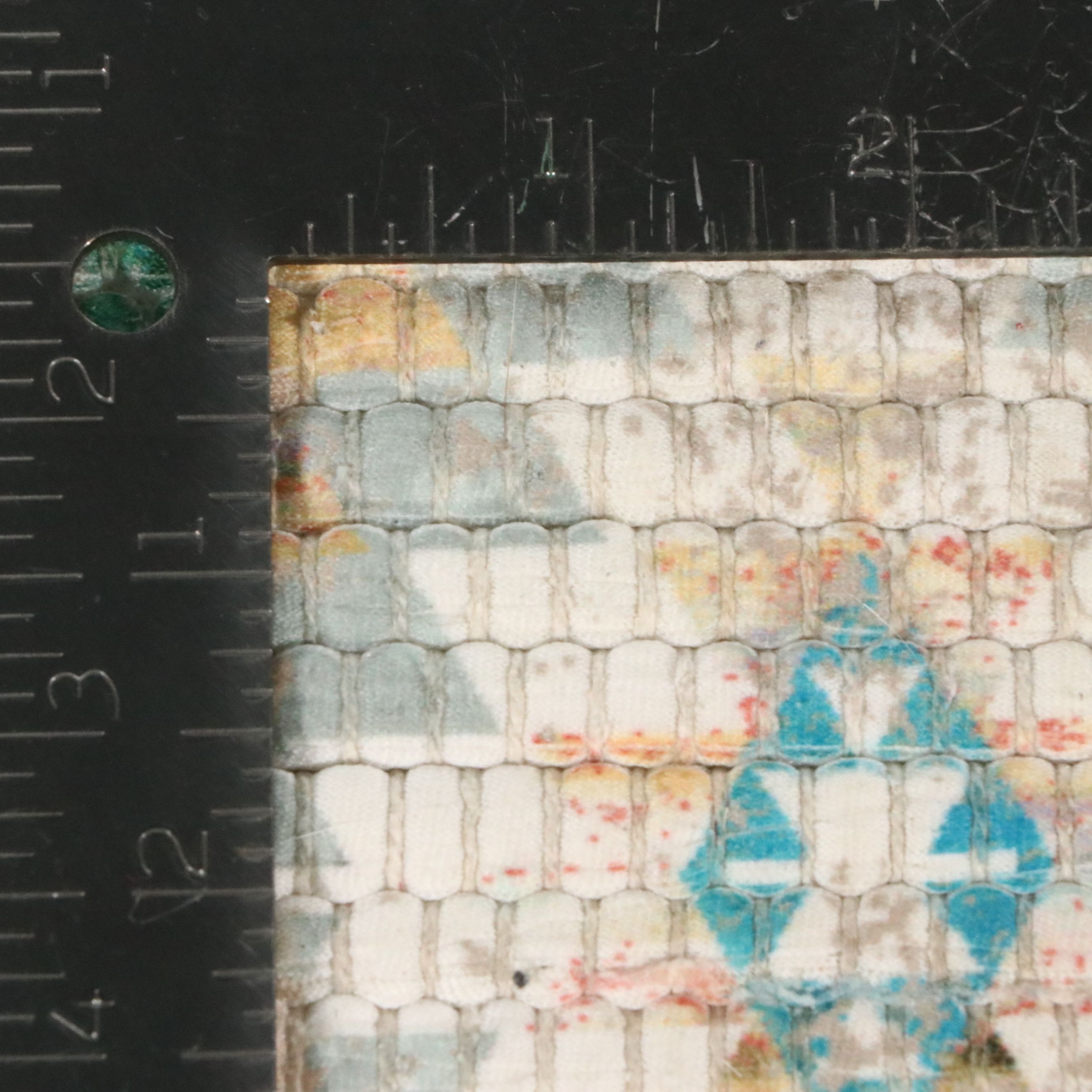 2'3 x 3'11 Machine Made and Printed Aztec "Blush" Accent Rug