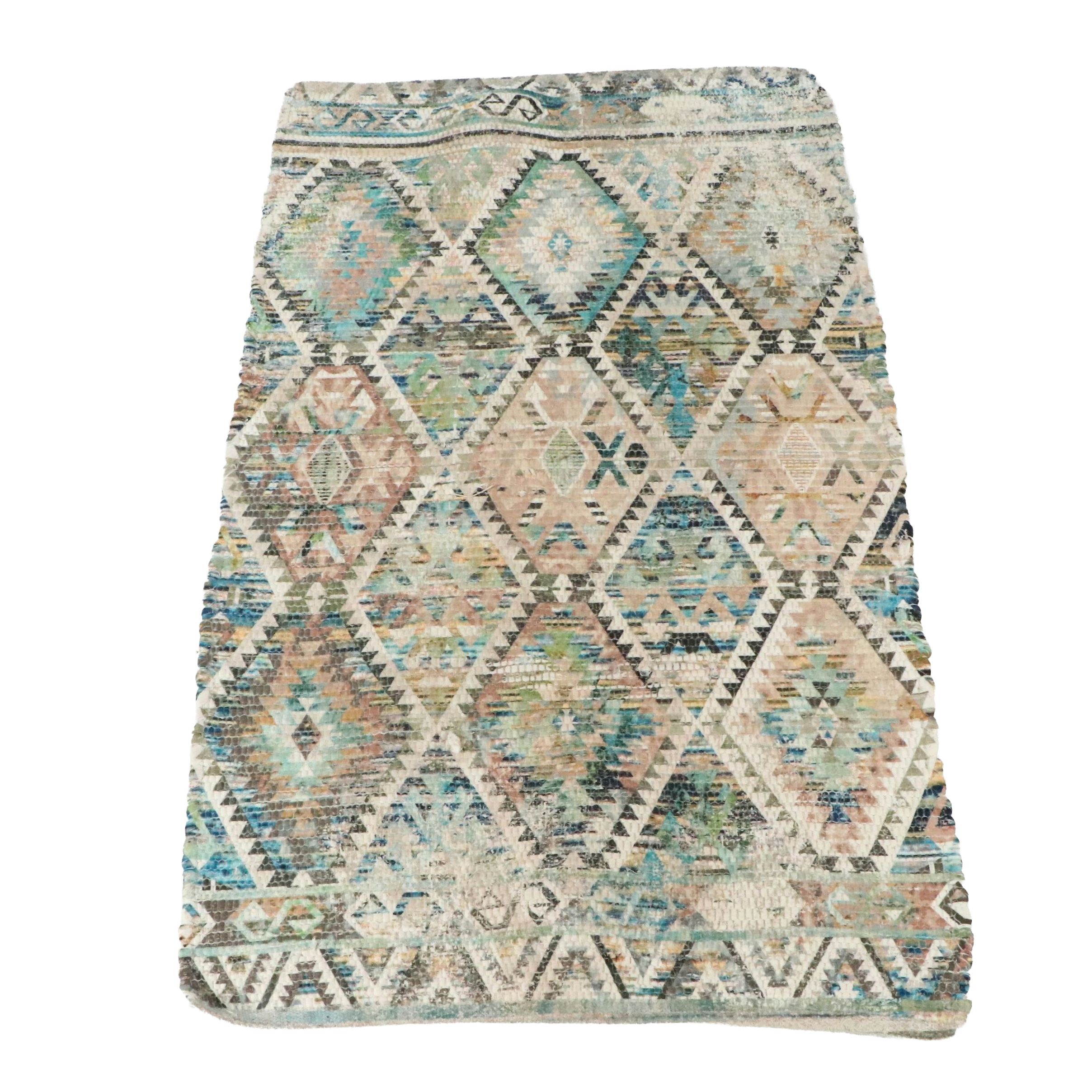 2'3 x 3'11 Machine Made and Printed Aztec "Blush" Accent Rug