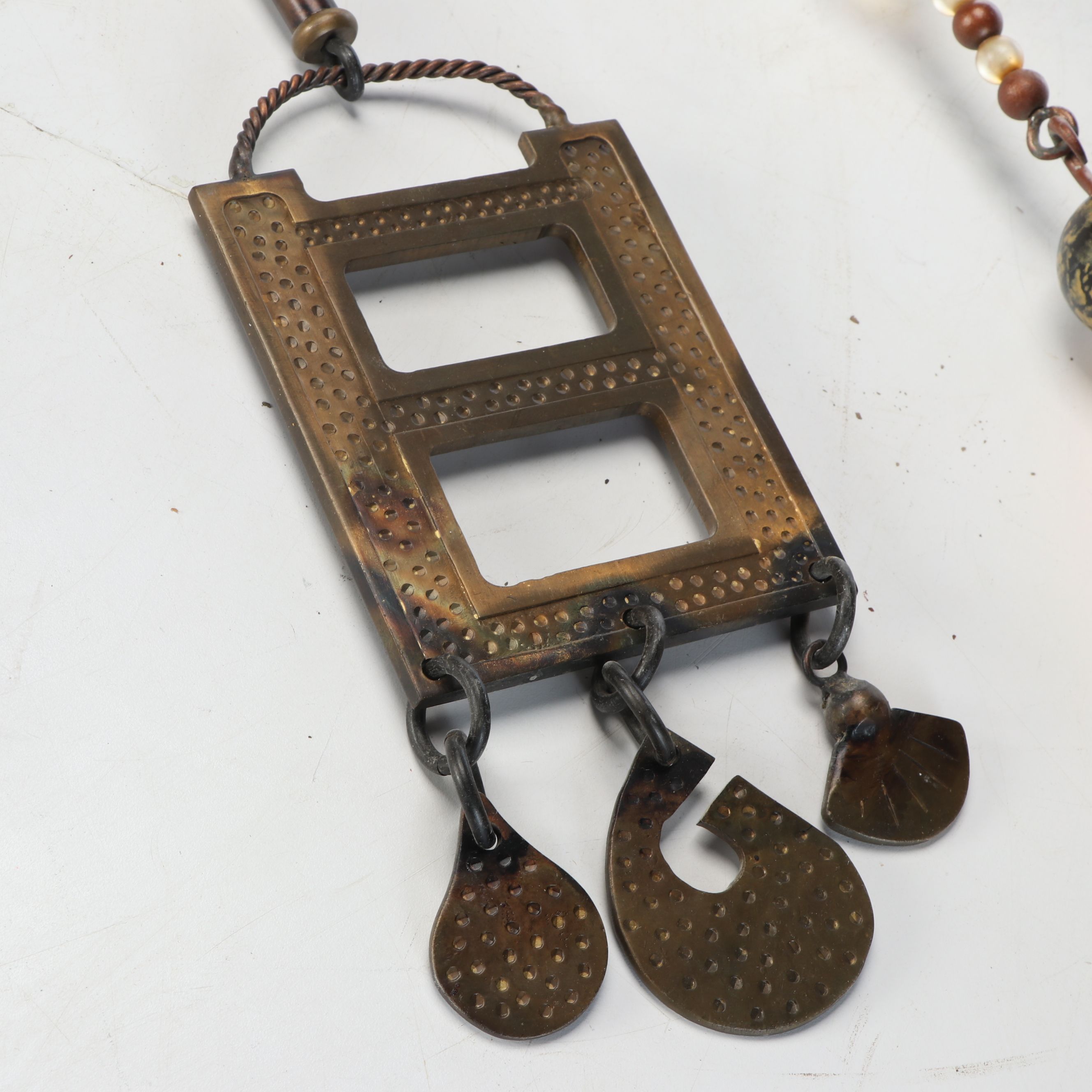 Mixed Media Wall Hanging Décor