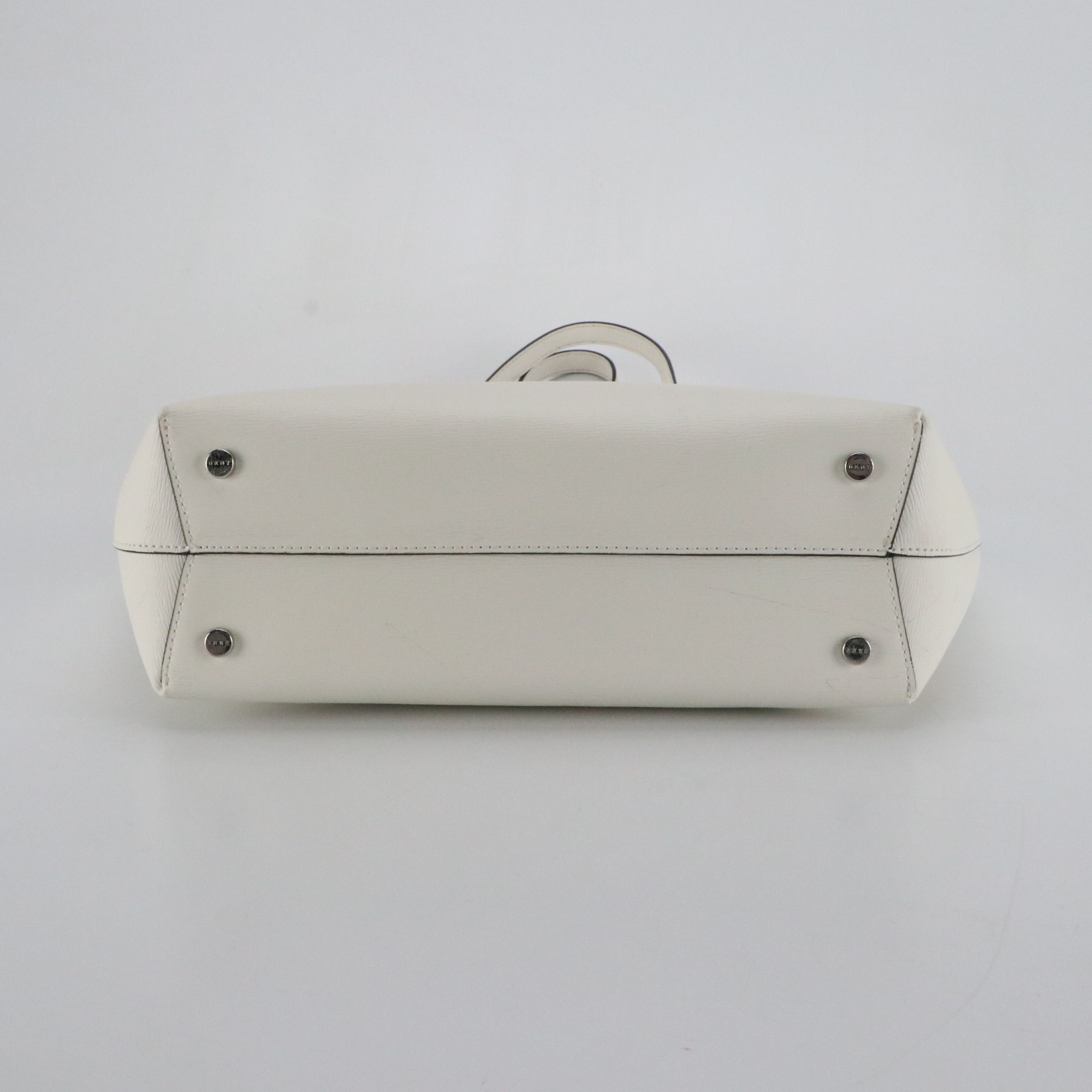 DKNY Shoulder Tote Bag in White Textured Cow Leather