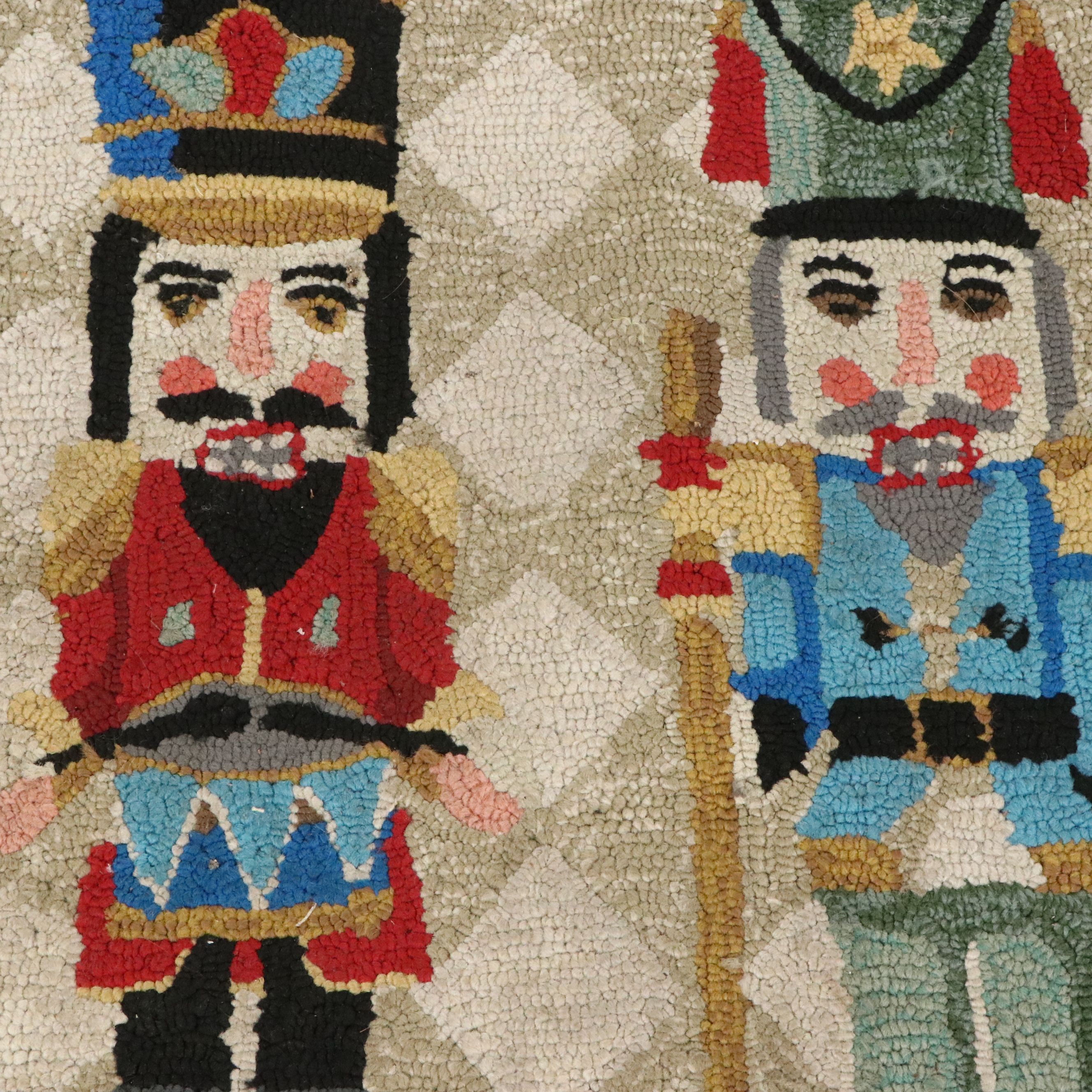 2'6 x 3'10 Hand-Hooked Couristan for Frontgate "Nutcracker" Accent Rug