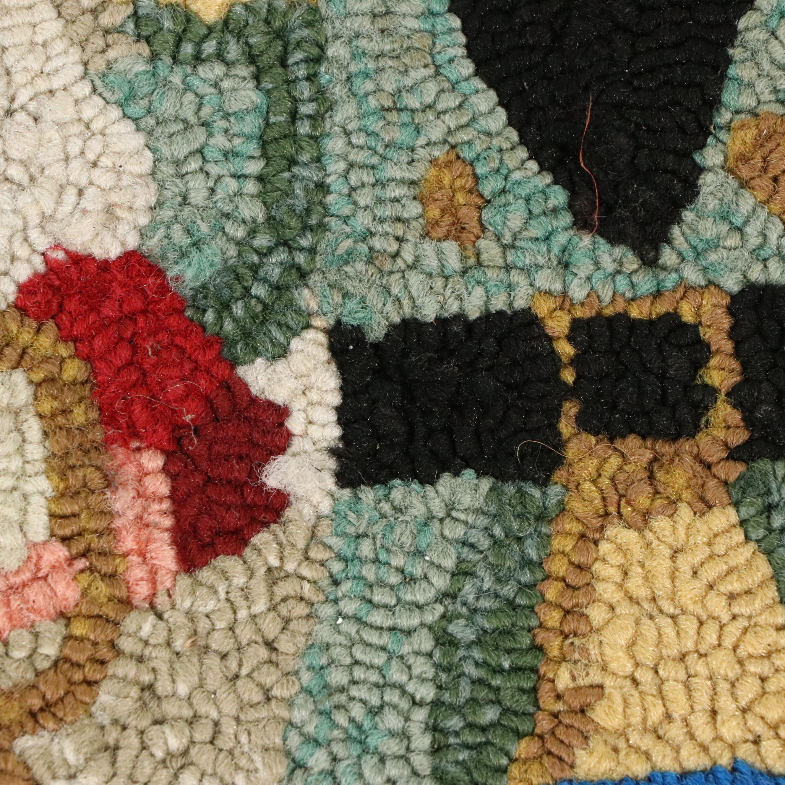 2'6 x 3'10 Hand-Hooked Couristan for Frontgate "Nutcracker" Accent Rug