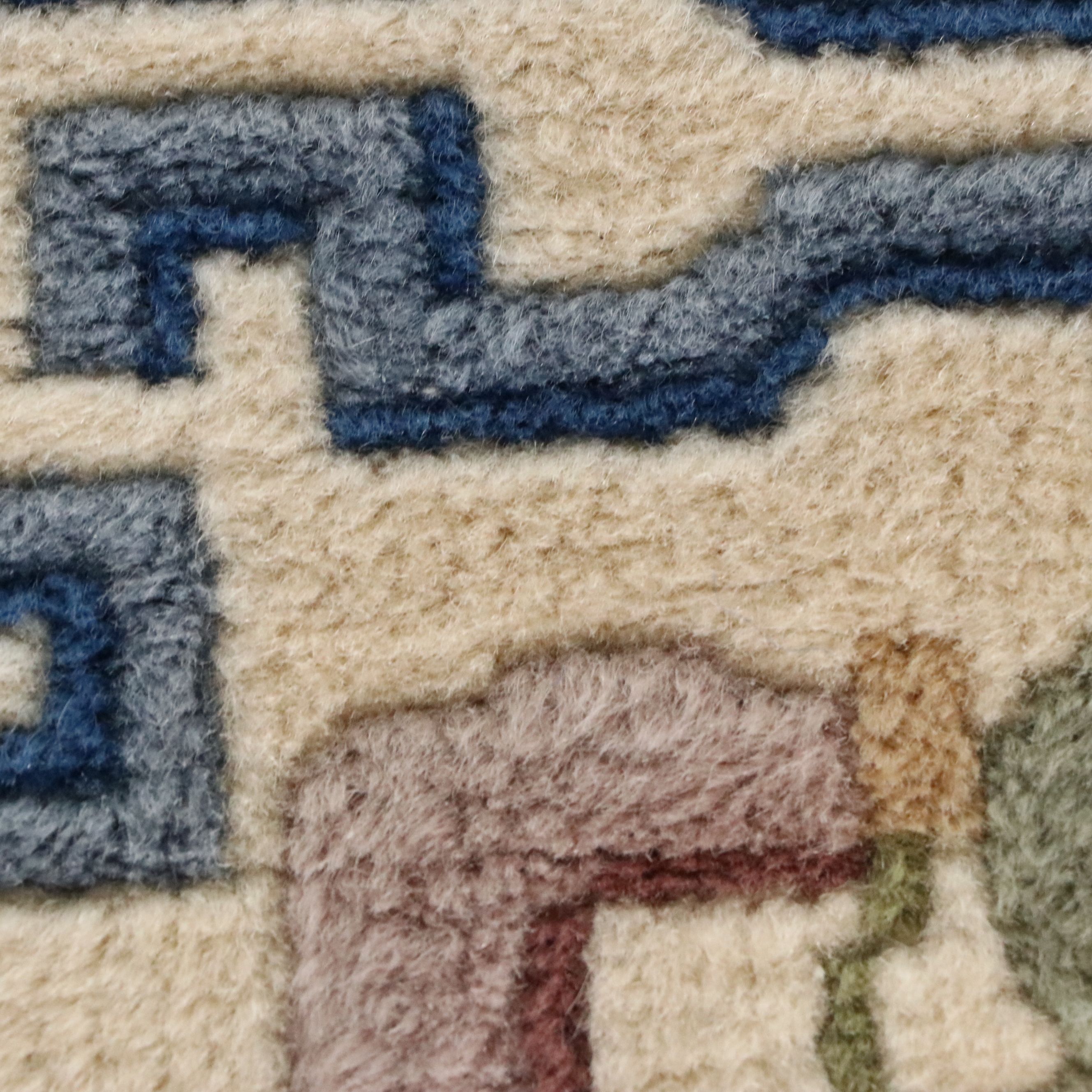 5'5 x 9'1 Hand-Knotted Chinese Peking Area Rug