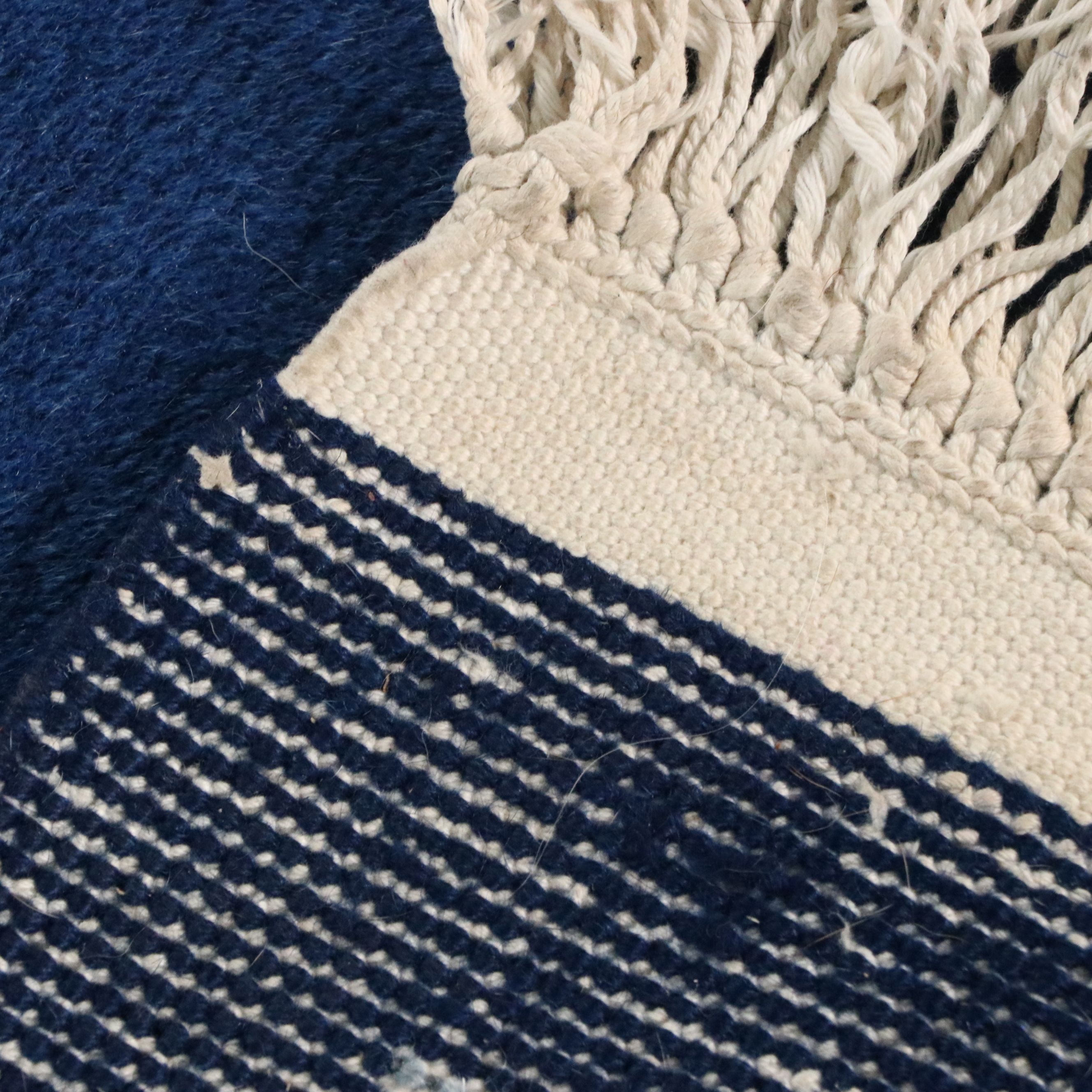 5'5 x 9'1 Hand-Knotted Chinese Peking Area Rug