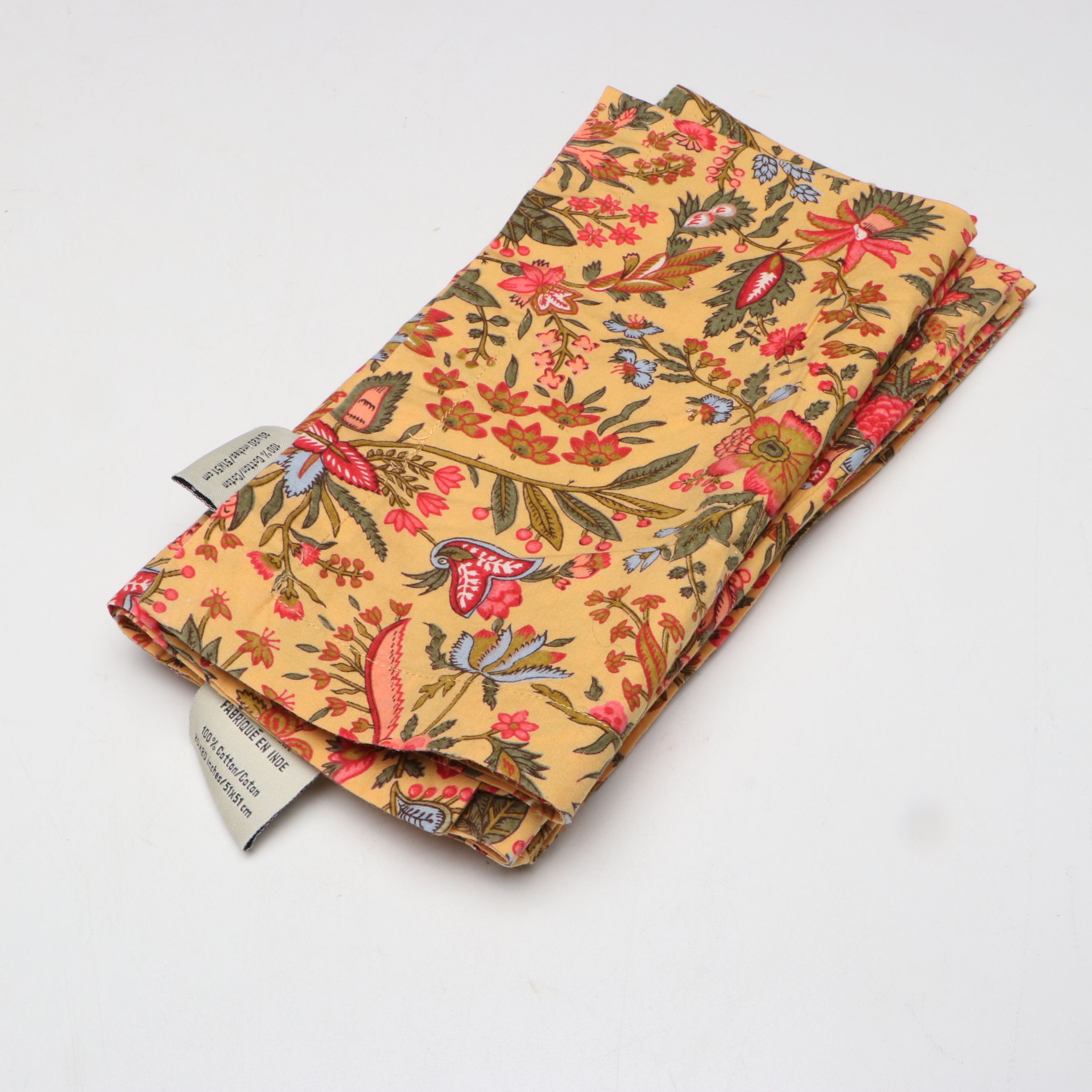 Sferra Linen Tablecloth with Smith & Hawken Placemats and Other Table Linens