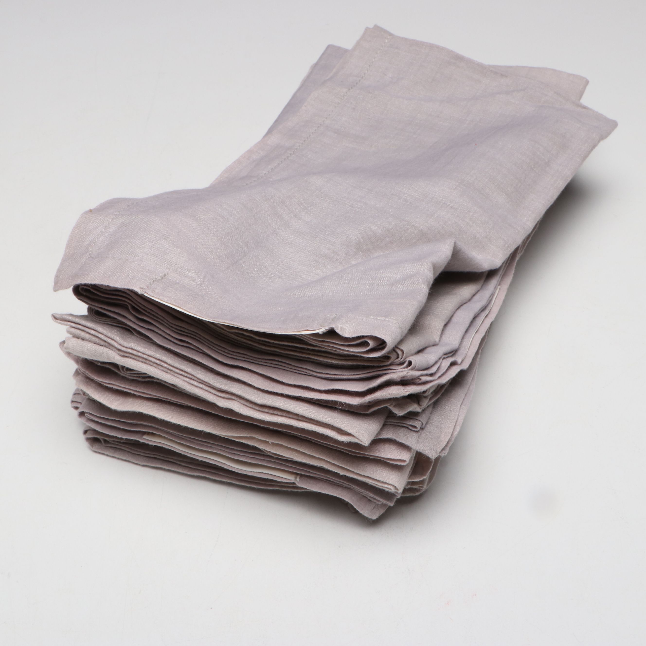 Sferra Linen Tablecloth with Smith & Hawken Placemats and Other Table Linens