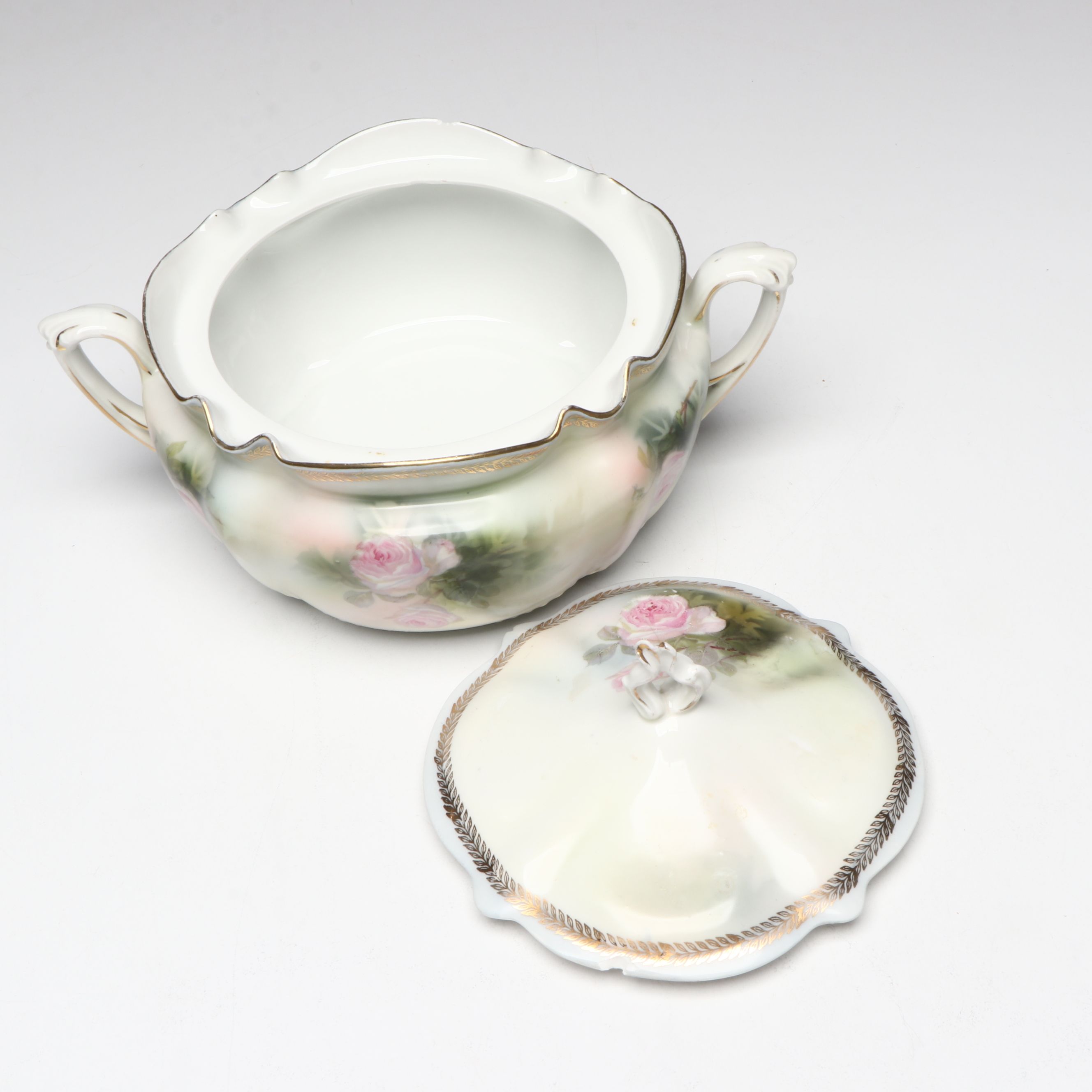 Reinhold Schlegelmilch Prussia Art Nouveau Tureen, Late 19th/Early 20th Century