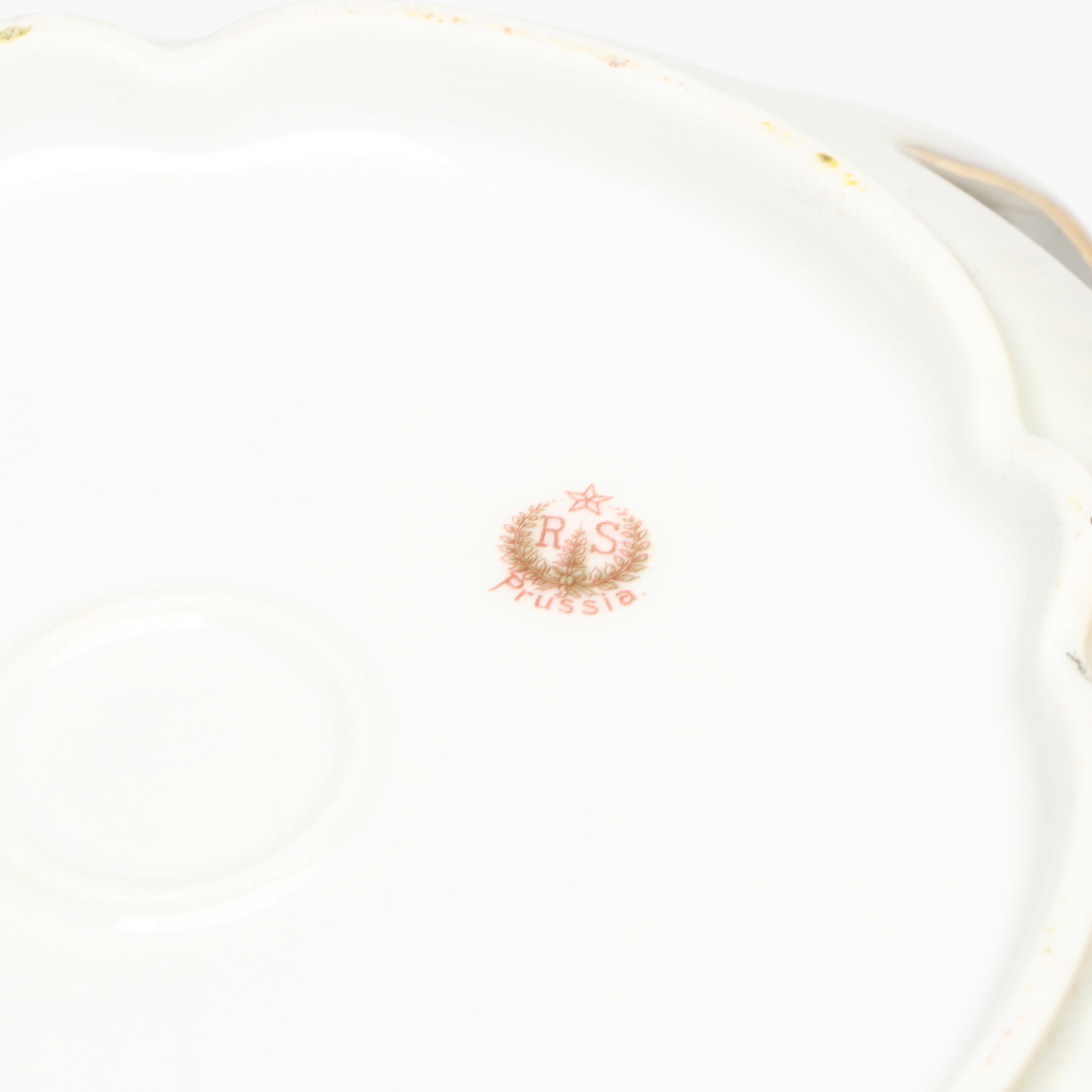 Reinhold Schlegelmilch Prussia Art Nouveau Tureen, Late 19th/Early 20th Century