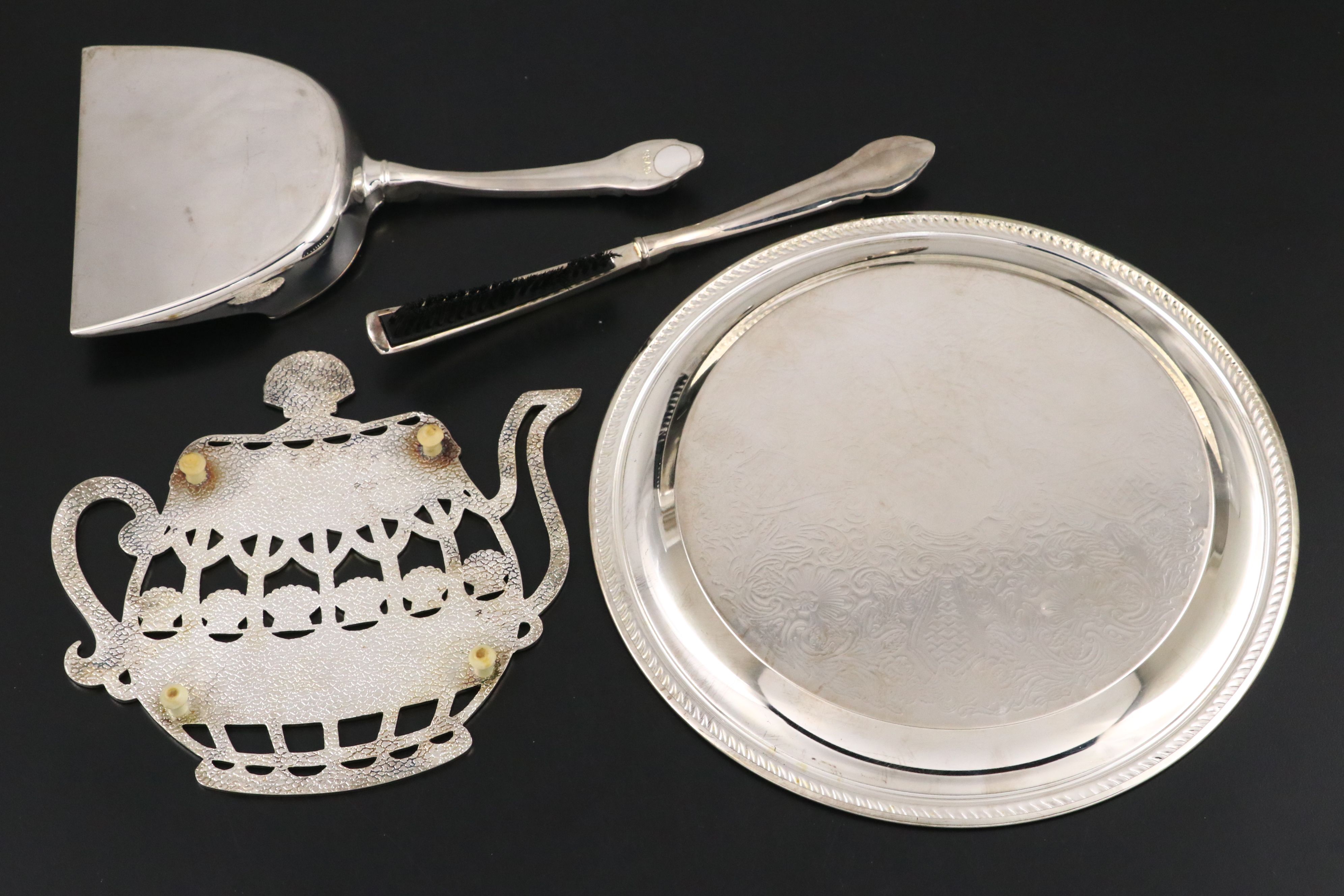 Godinger Silver Plate Teapot-Shaped Napkin Holder and Rings with More Tableware