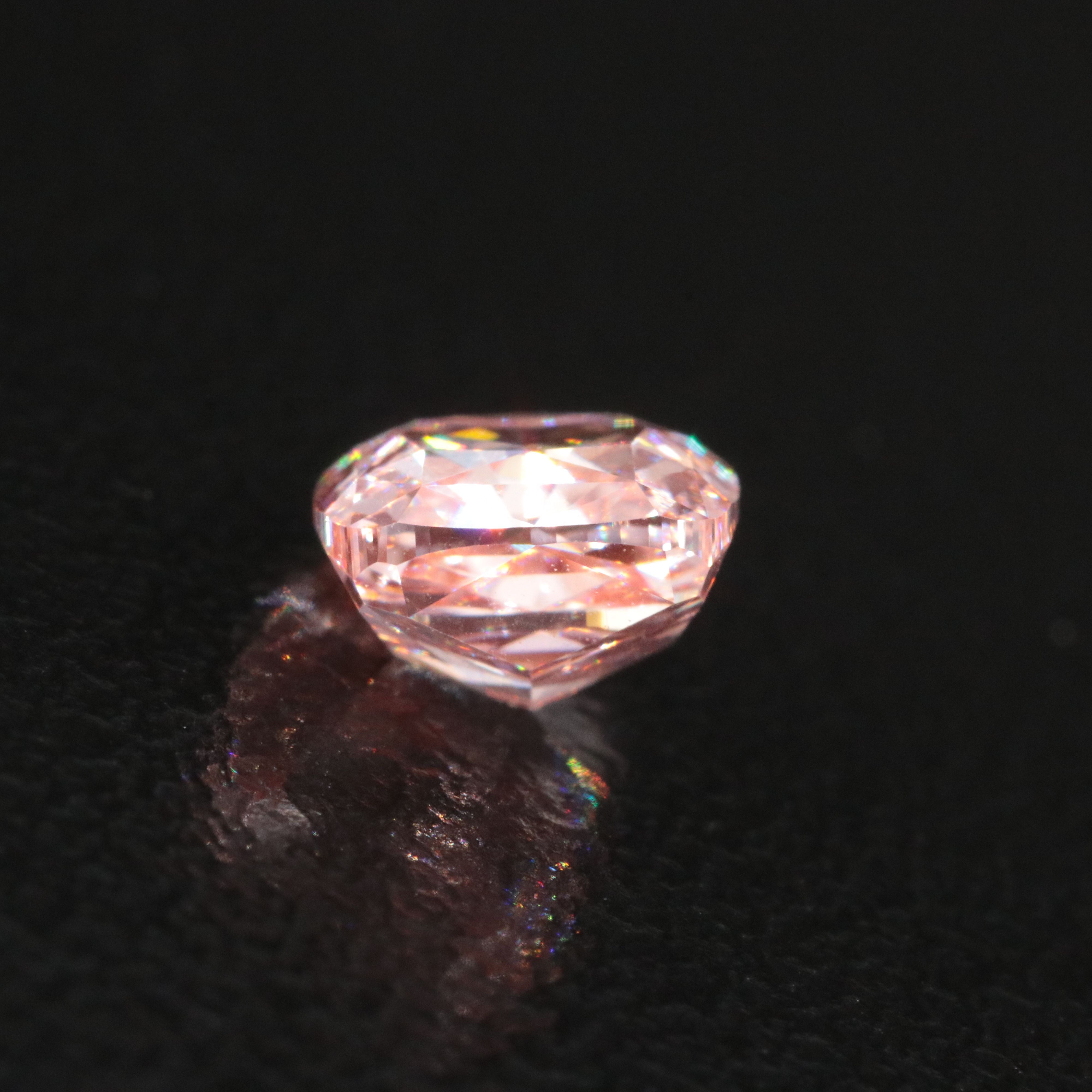 Loose 1.07 CT Lab Grown Fancy Vivid Pink Diamond with IGI Report