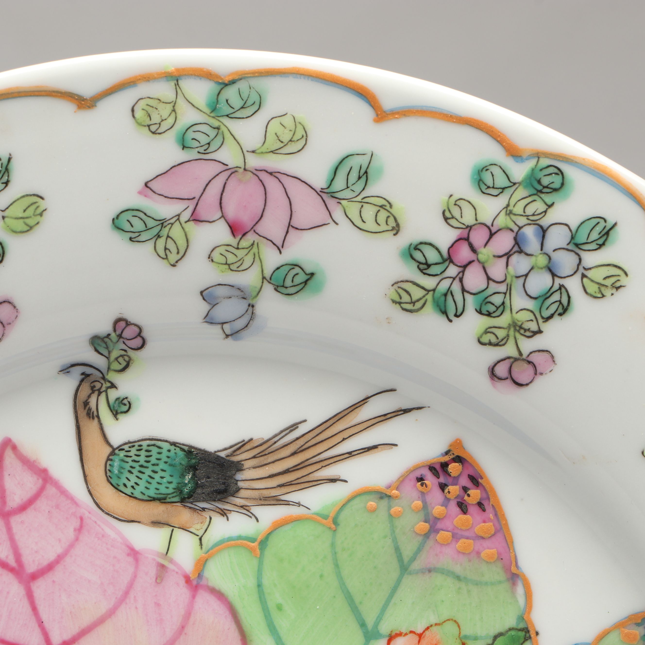 Set of Chinese Porcelain Tobacco Leaf Style Decorative Plates, 20th C