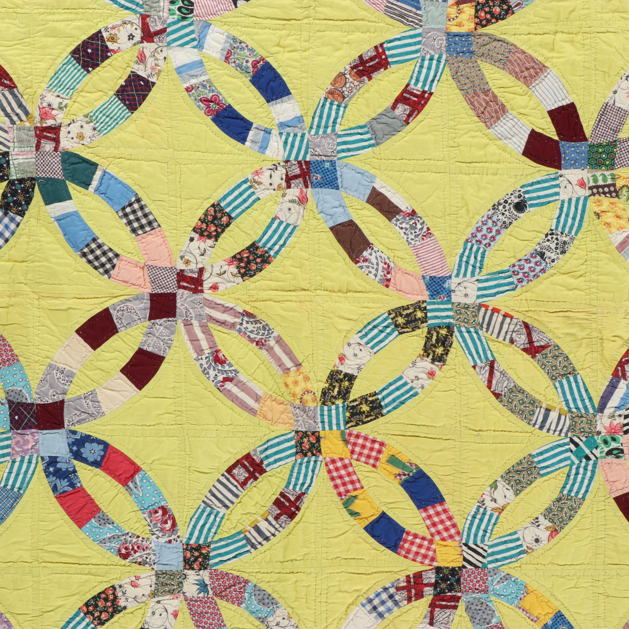 Handmade "Double Wedding Ring" Pieced Quilt