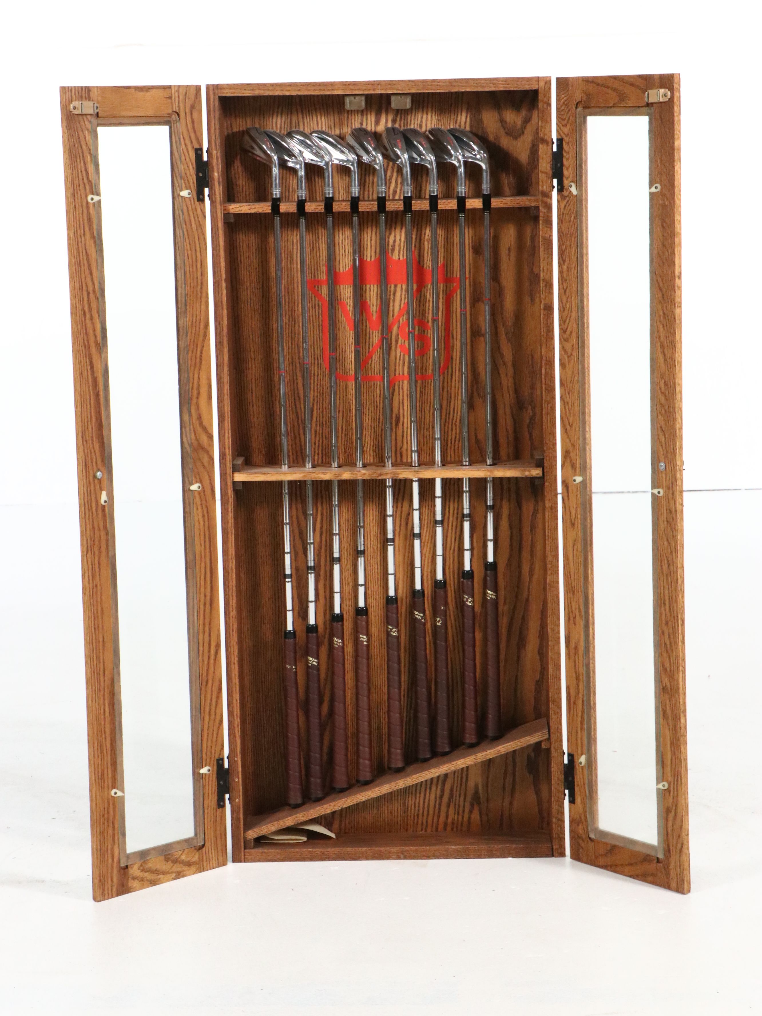 Wilson Dyna-Power II Golf Irons with Pitching Wedge in Display Case