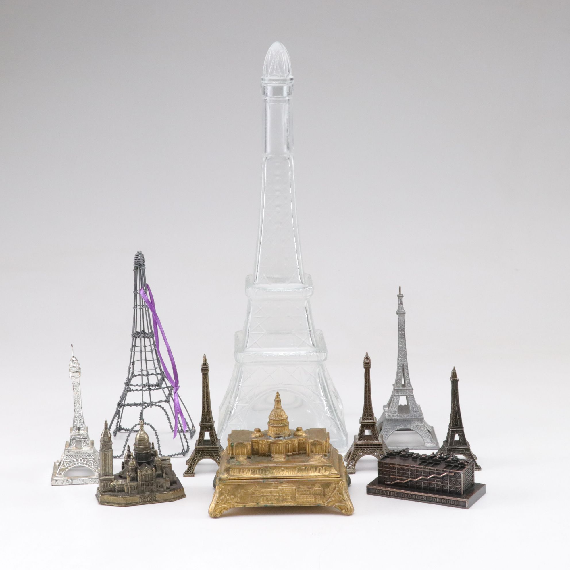 Jennings Brothers "The Capitol Washington DC" Brass Inkwell with Paris Souvenirs