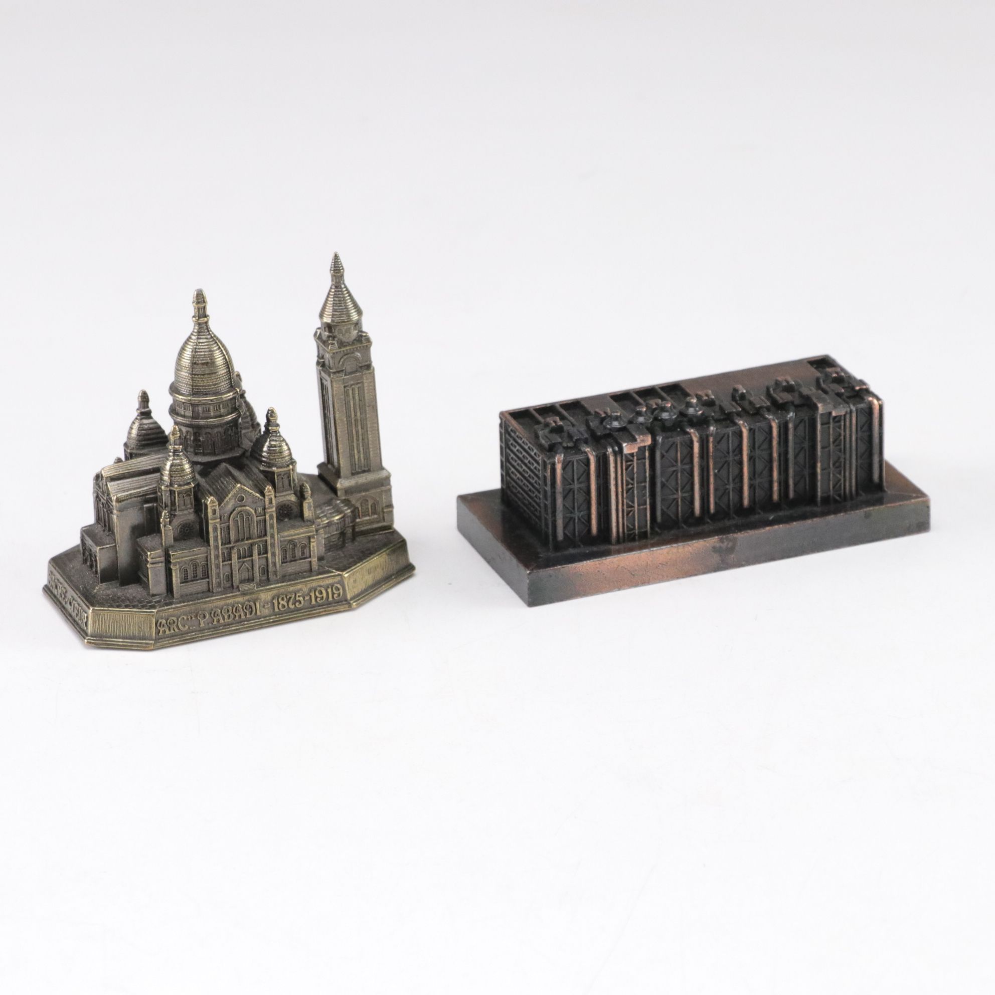 Jennings Brothers "The Capitol Washington DC" Brass Inkwell with Paris Souvenirs