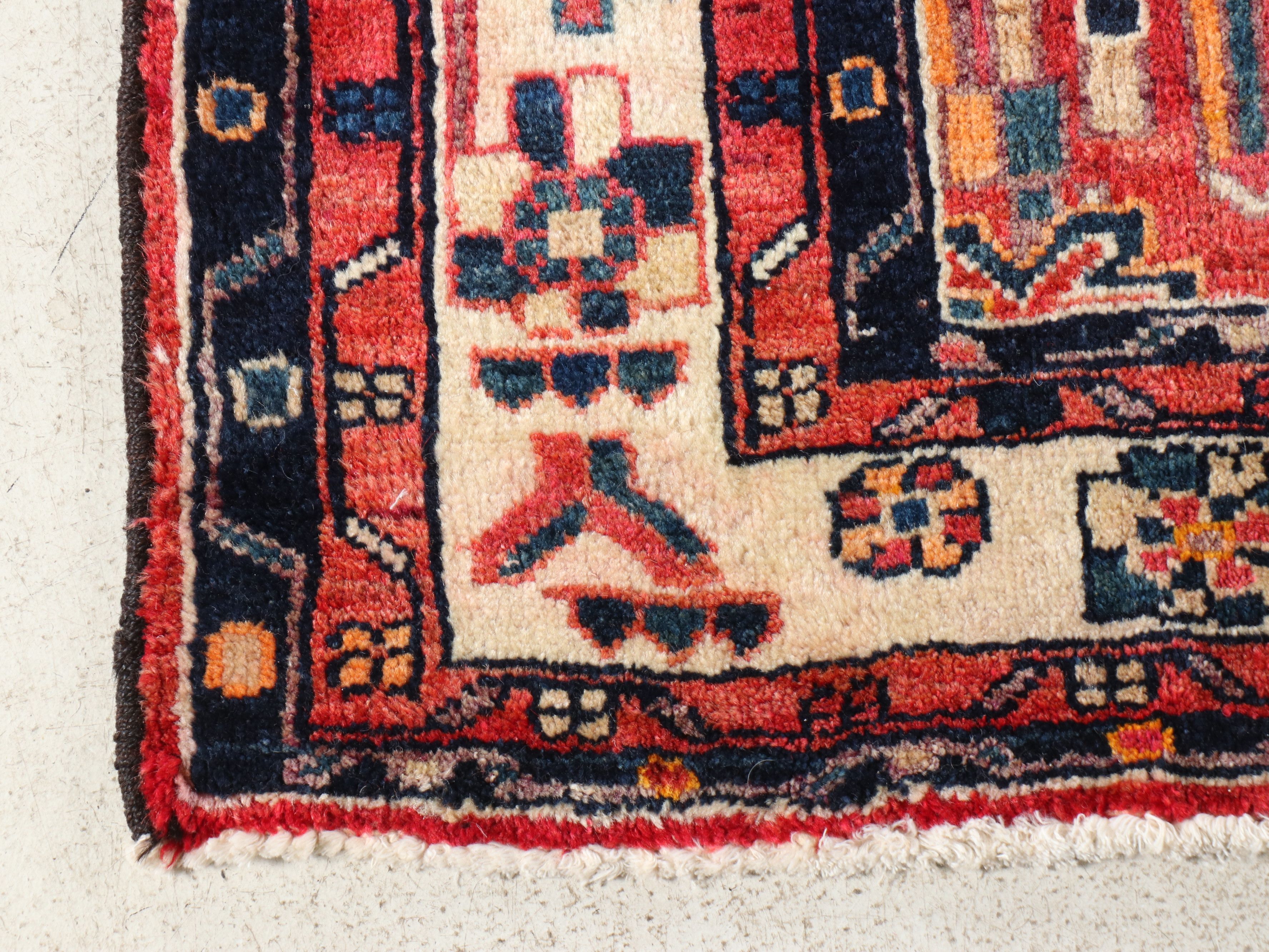 5'2 x 9'3 Hand-Knotted Persian Bakhshayesh Area Rug