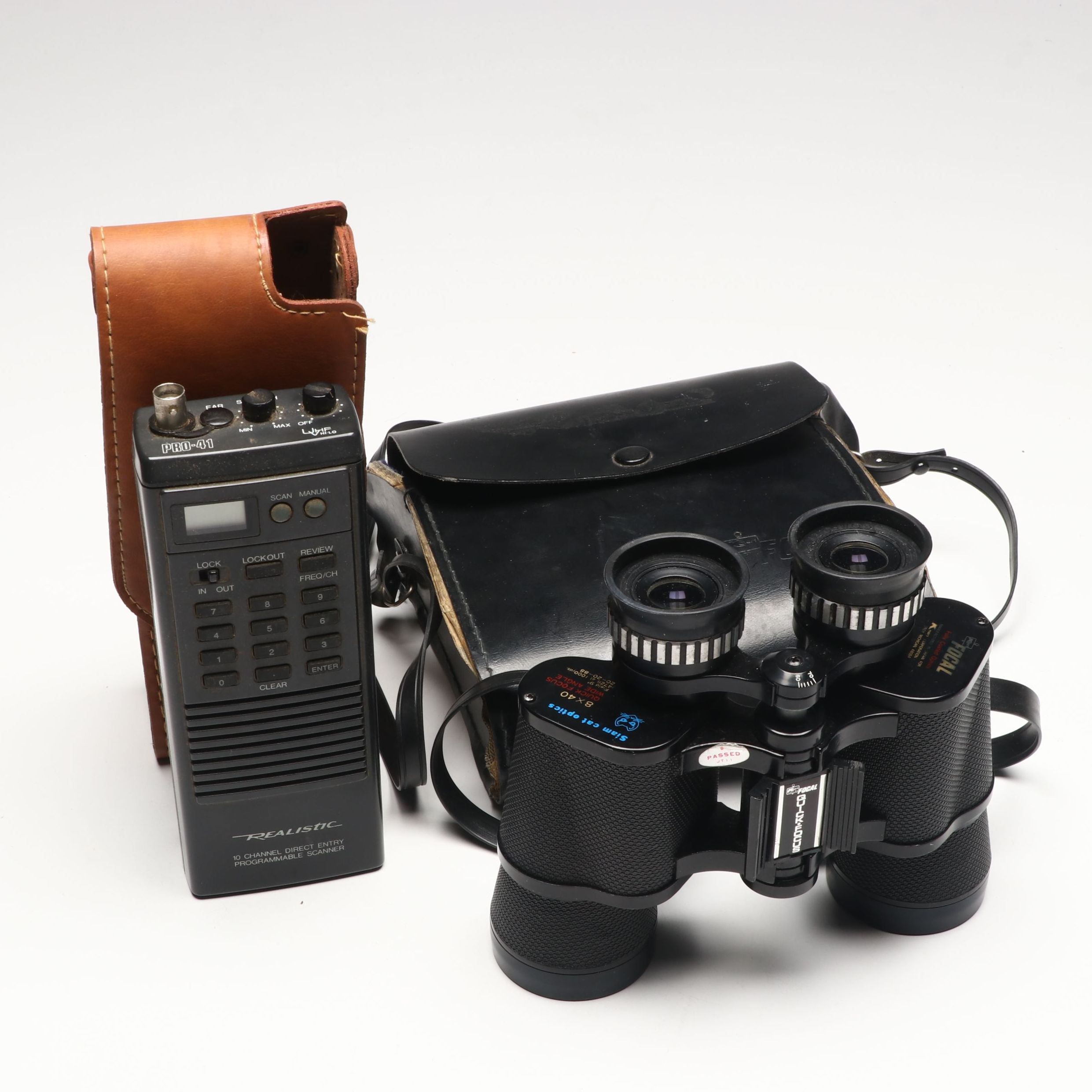 Focal Quick Focus Binoculars with Realistic 10 Channel Radio Scanner