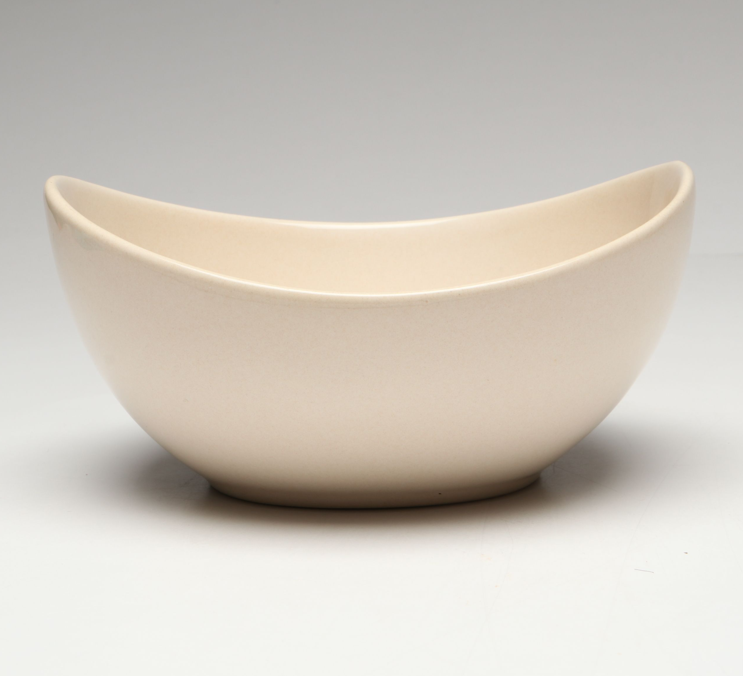 Mid Century Modern Style Centerpiece Bowl with Other Ceramic Serveware