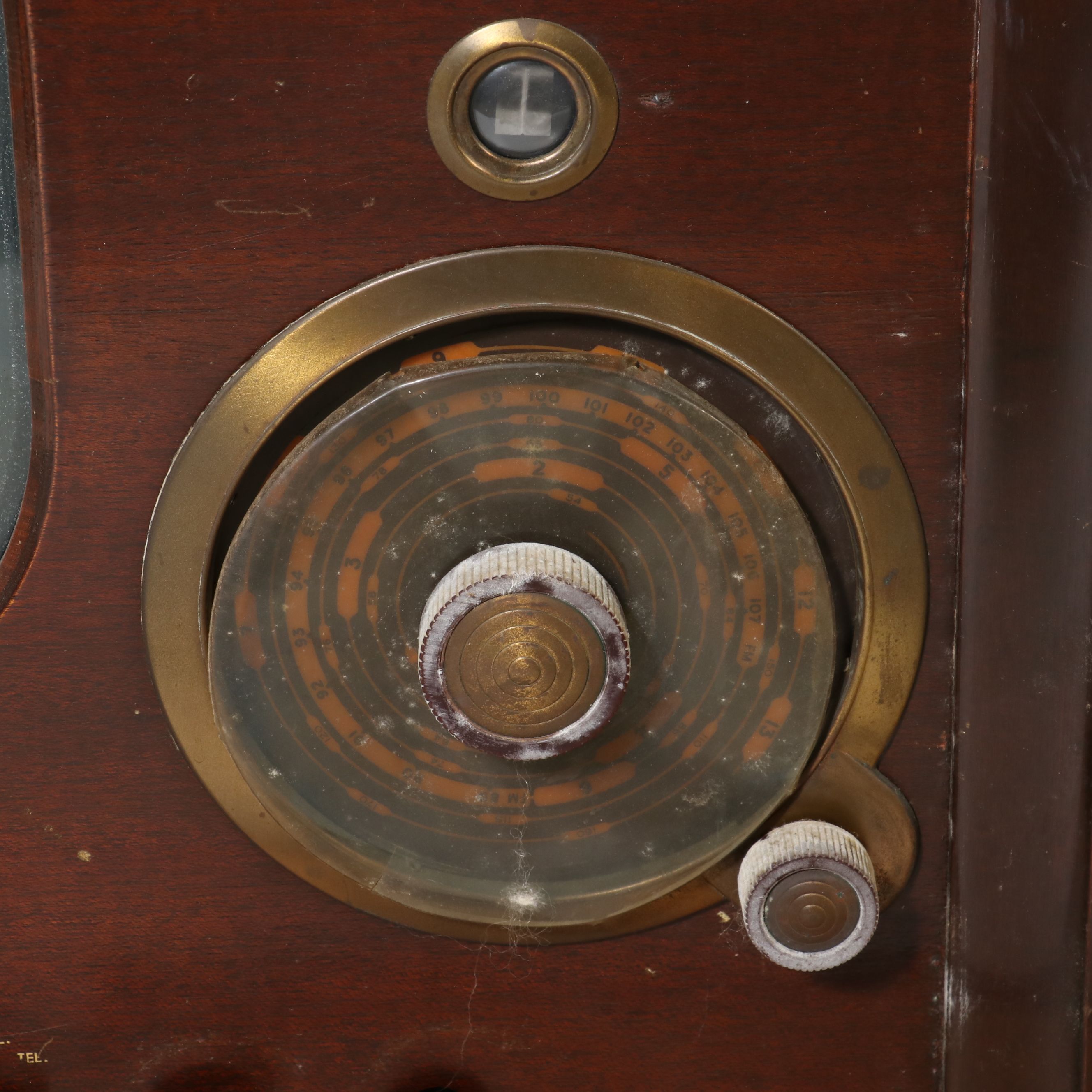 DuMont Teleset RA-105 "Roundie" Table TV with Phono/FM, Circa 1949