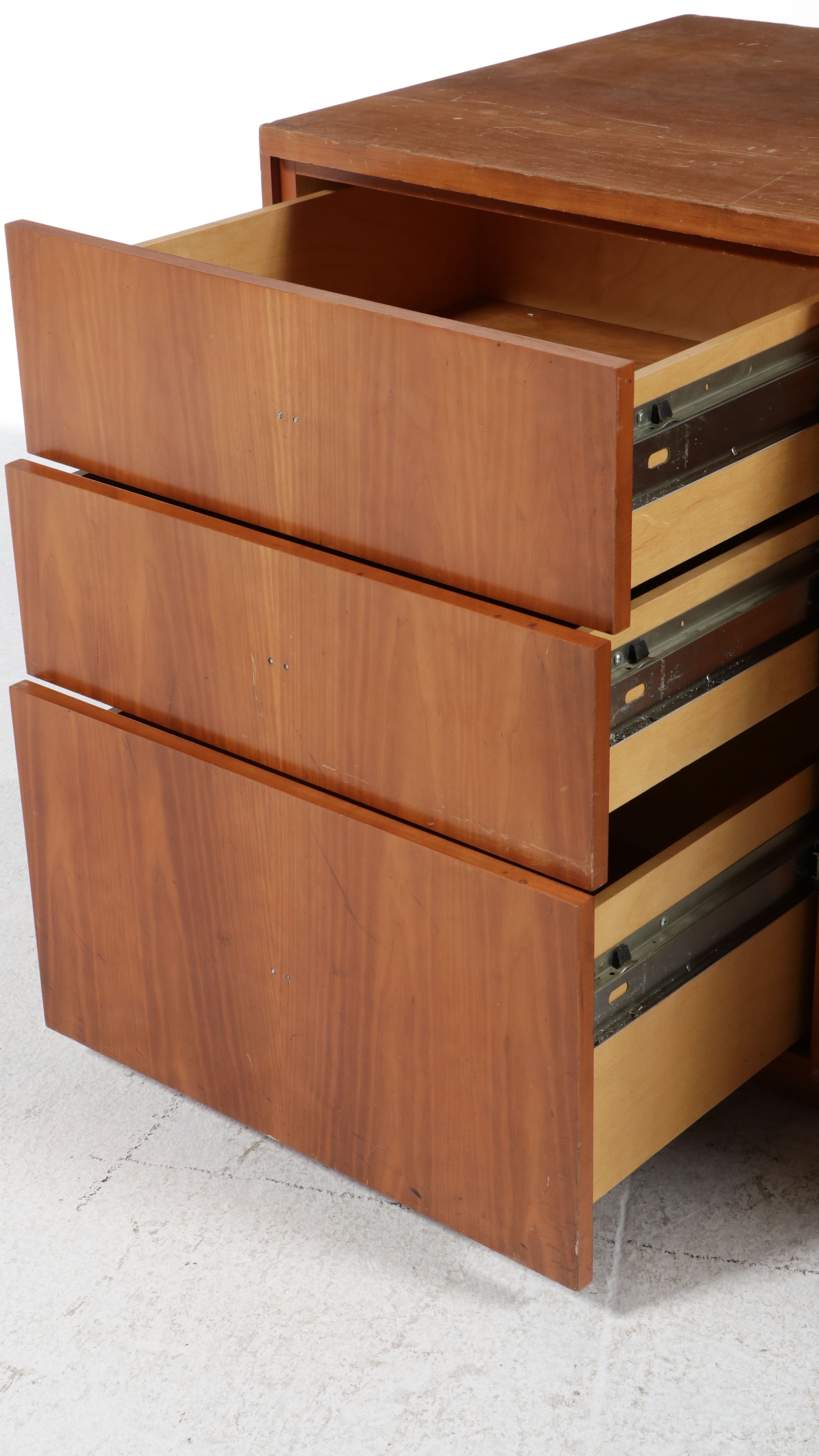 Mid Century Modern Walnut Veneer Executive Desk, Mid-20th Century