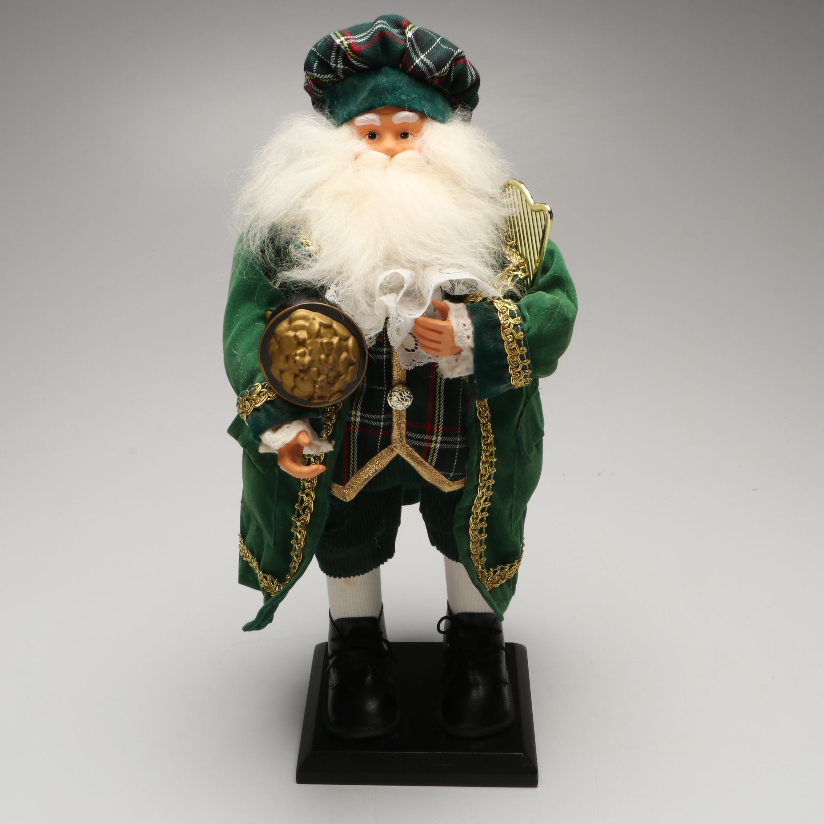 Belleek "Shamrock" Creamers and Sugar Bowl with Christmas and Irish Themed Décor