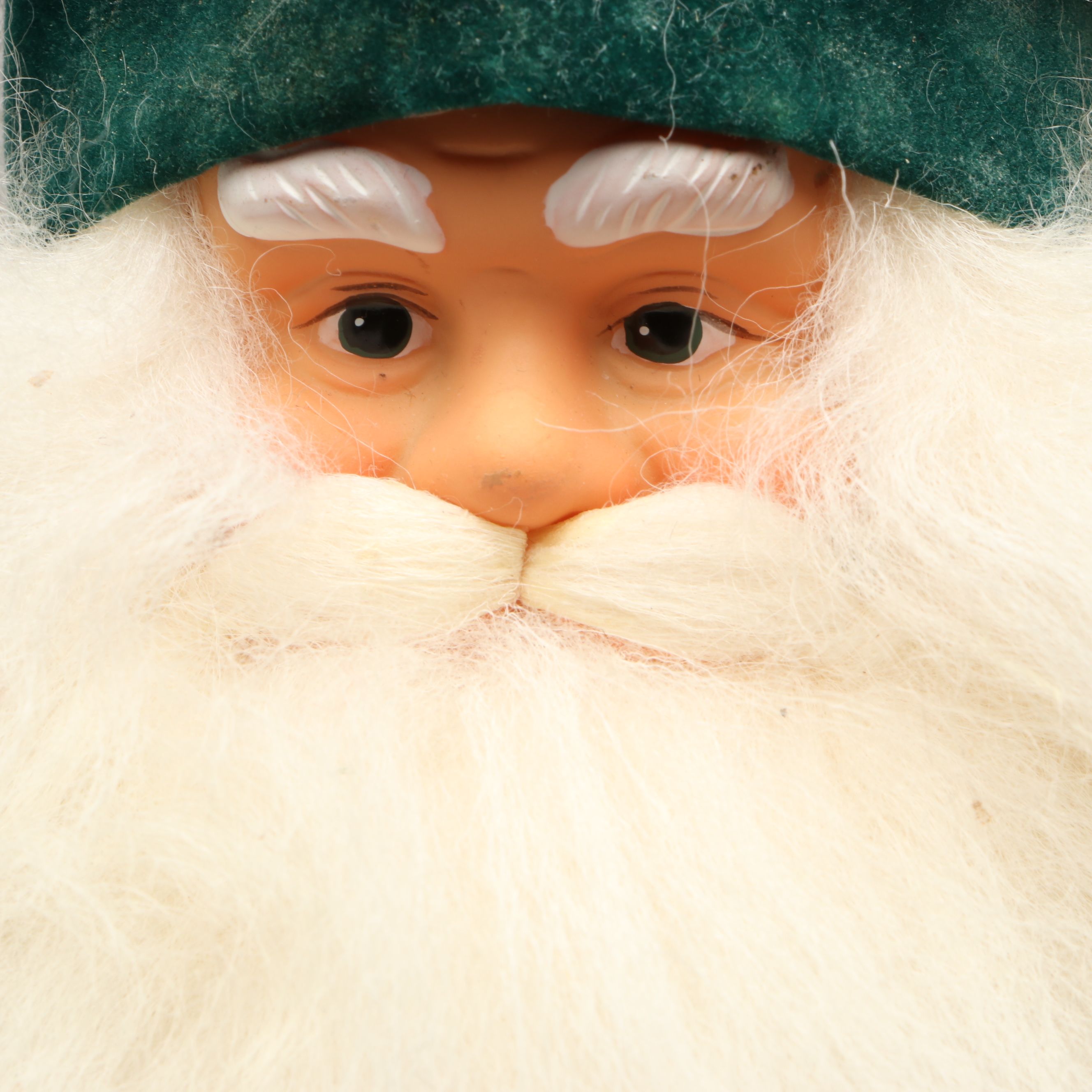 Belleek "Shamrock" Creamers and Sugar Bowl with Christmas and Irish Themed Décor