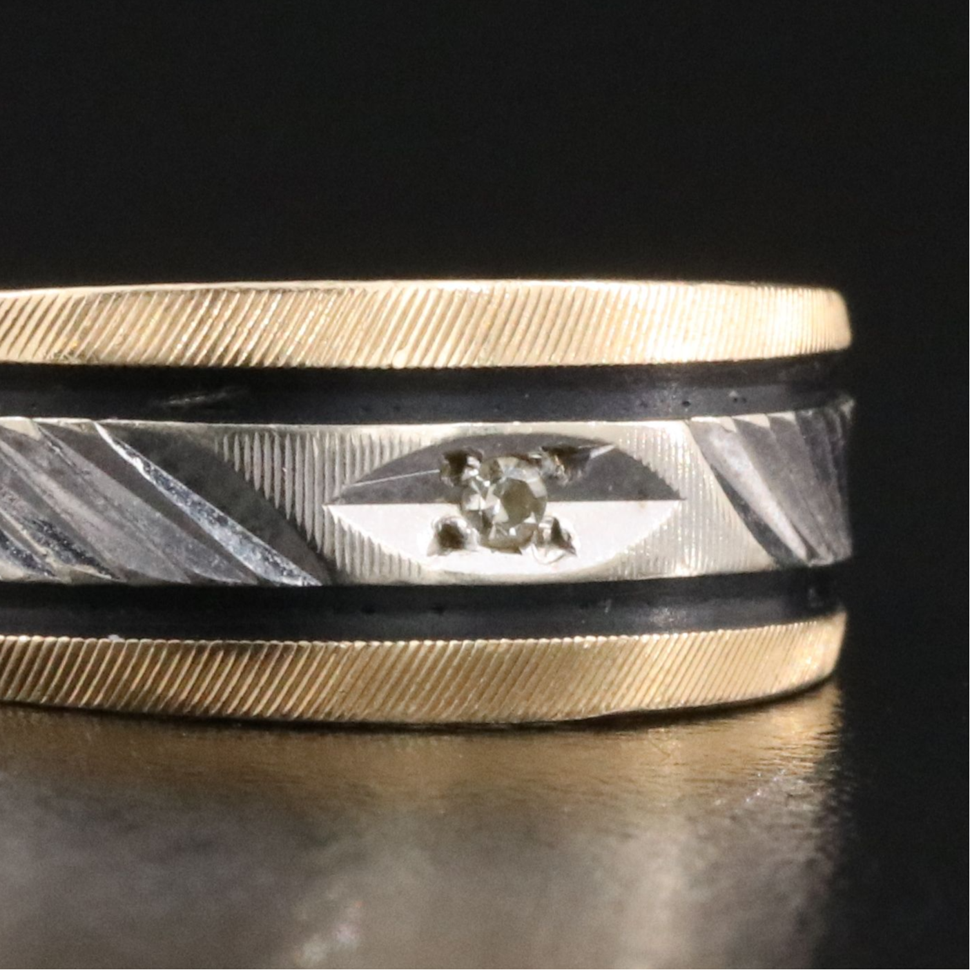 Vintage 14K Two Tone 0.01 CT Diamond Ring