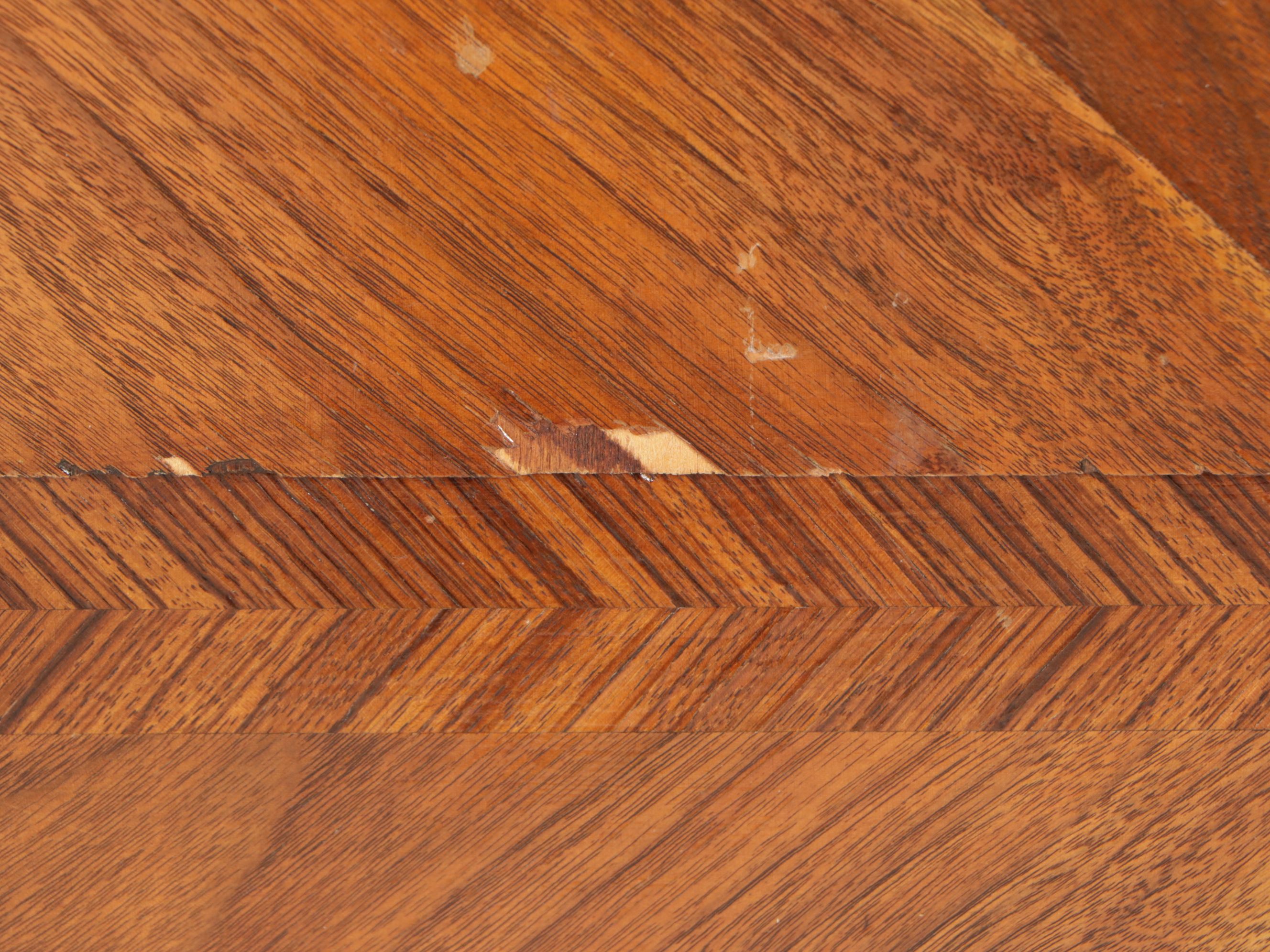 Sheraton Style Walnut Sideboard, Early to Mid-20th Century