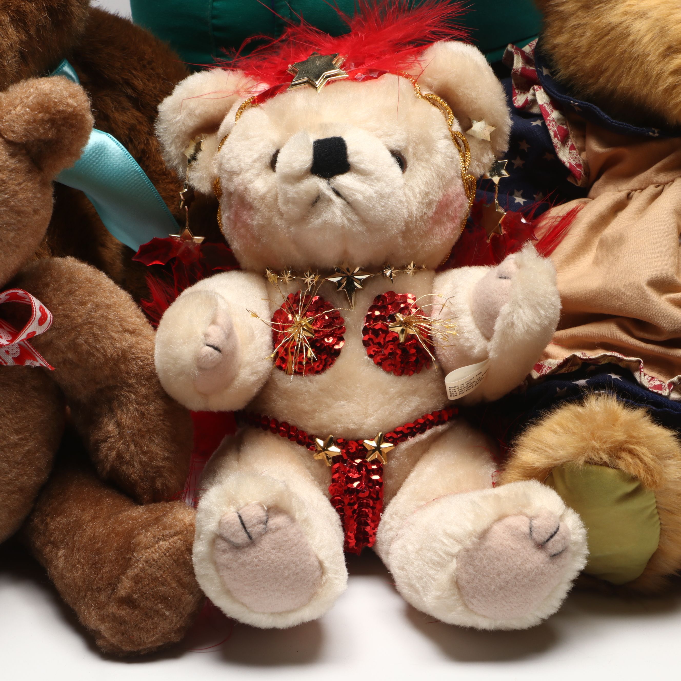 L.L. Bear, Russ Berrie "Amelia," and More Stuffed Bears