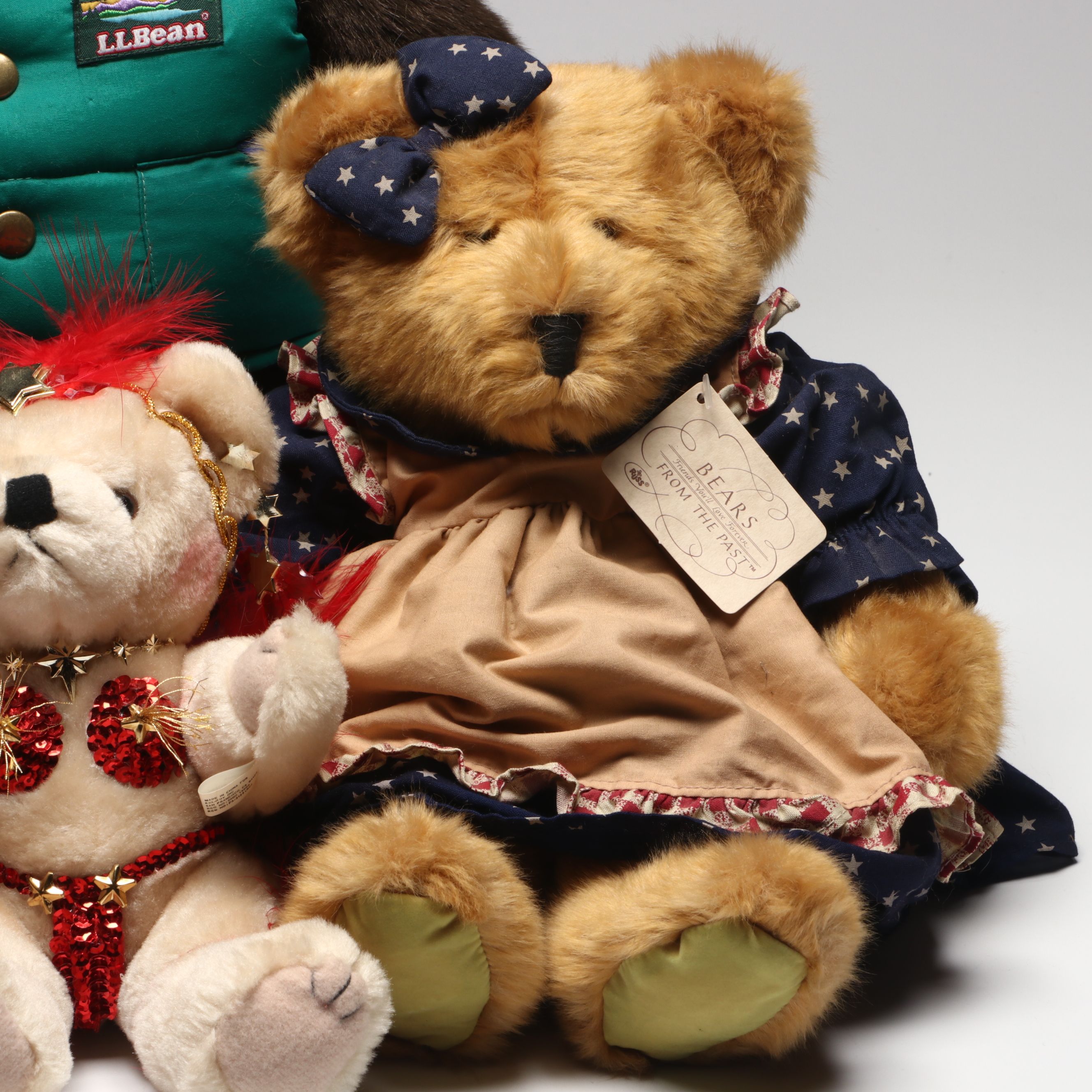 L.L. Bear, Russ Berrie "Amelia," and More Stuffed Bears