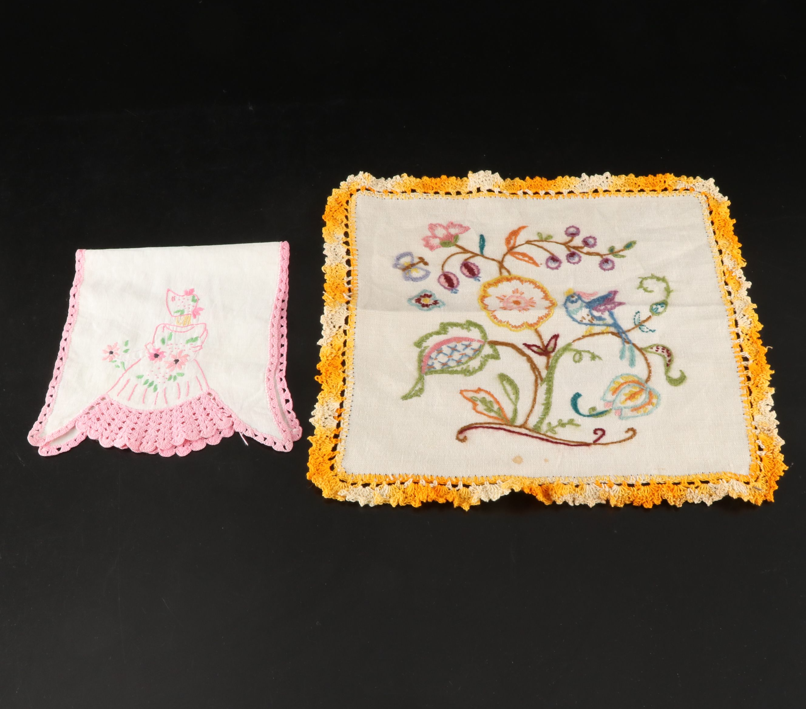 Embroidered Star-Shaped Doilies, Daisy Table Runner, and More Table Linens