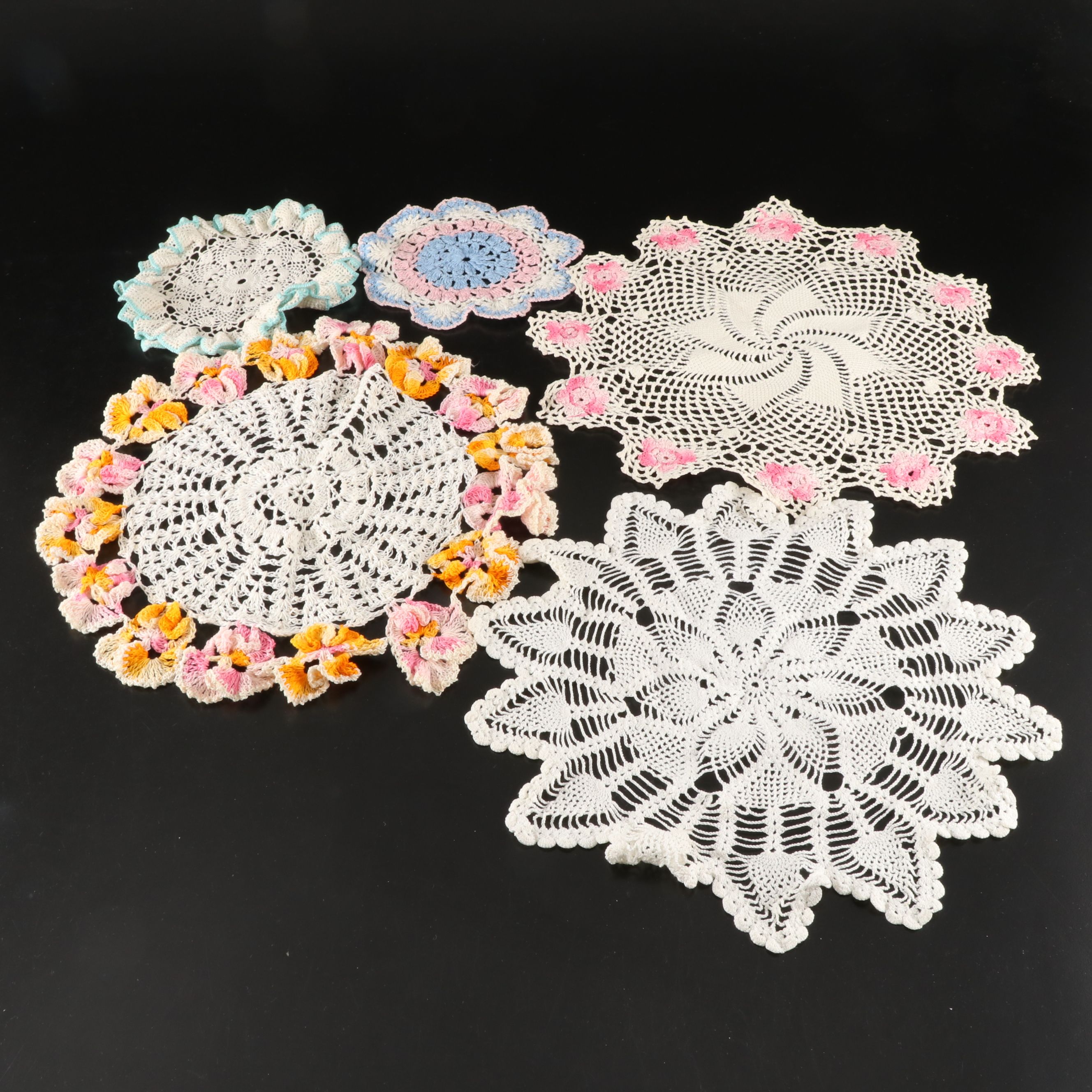 Embroidered Star-Shaped Doilies, Daisy Table Runner, and More Table Linens