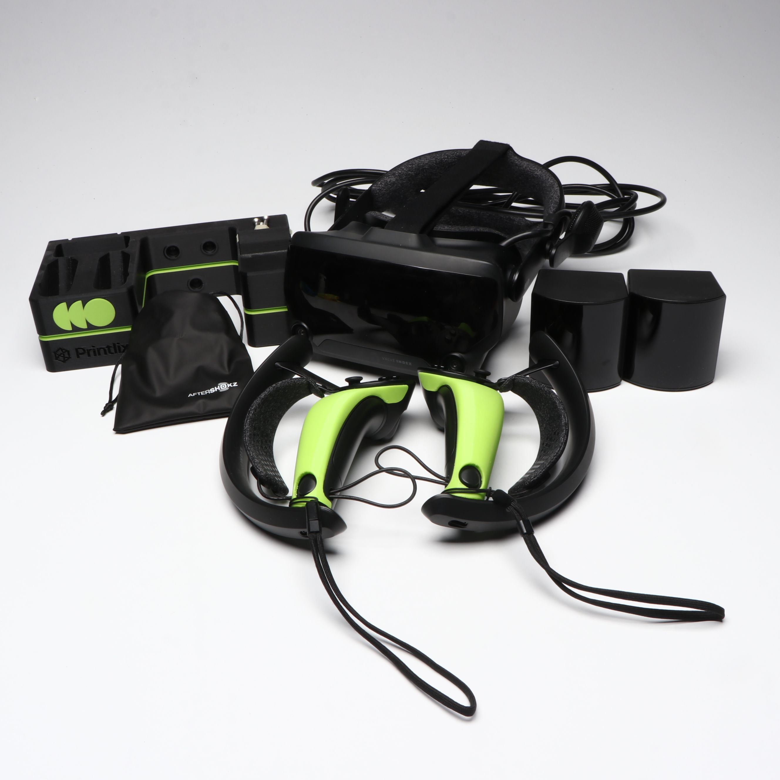 Valve Index Virtual Reality Kit Including Headset, Controllers and Base Stations