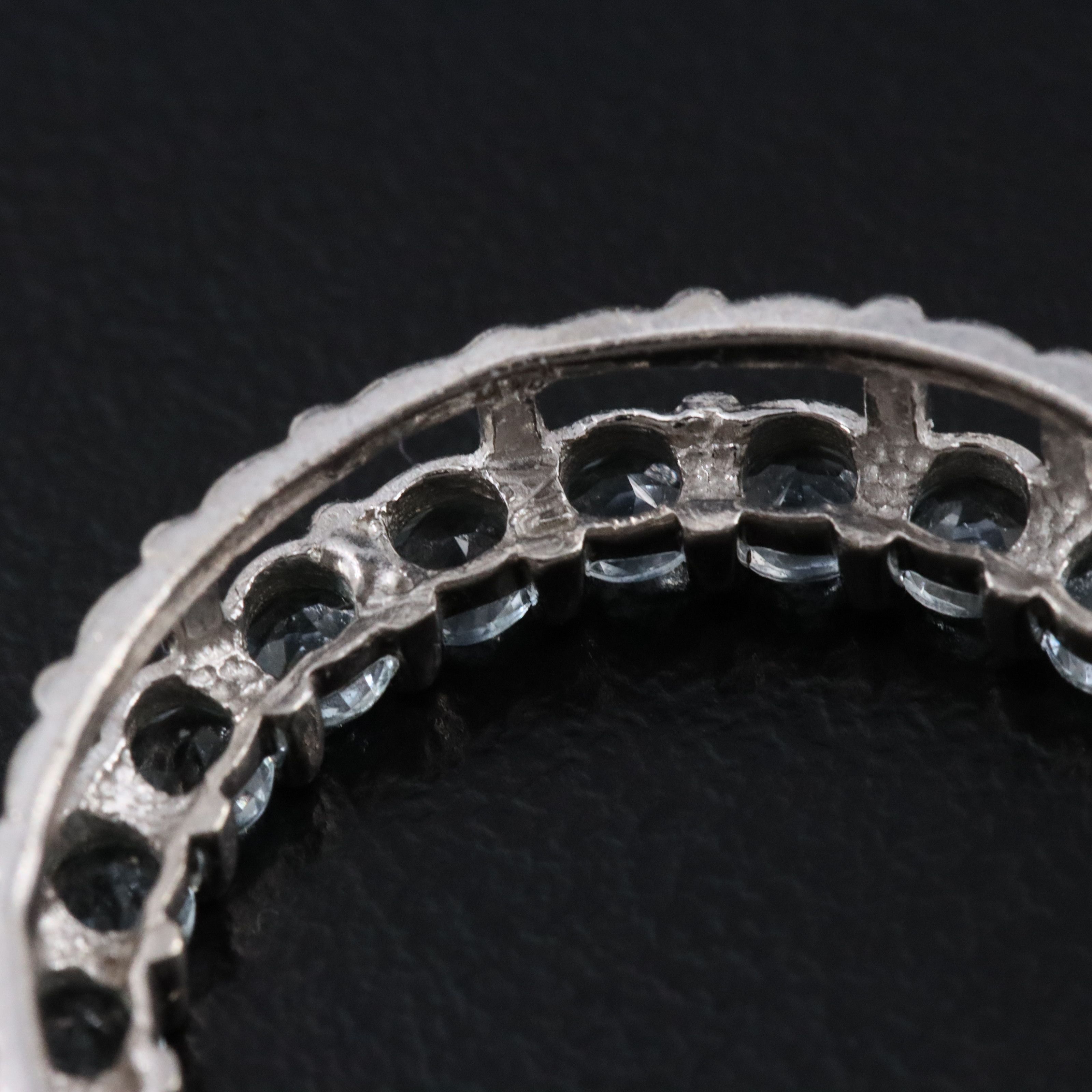 14K Aquamarine Circle Pendant