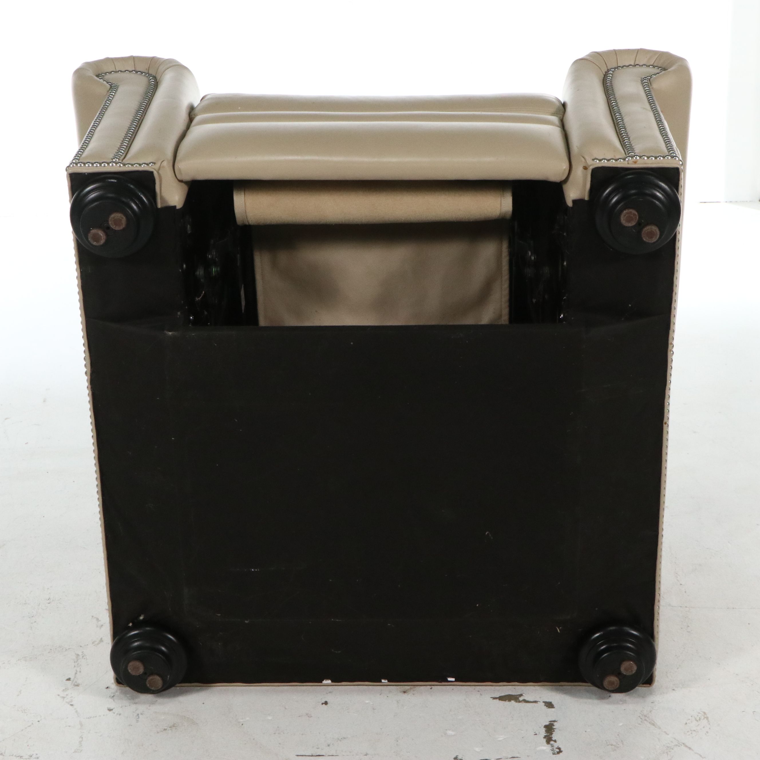 Contemporary Ethan Allen Leather Recliner