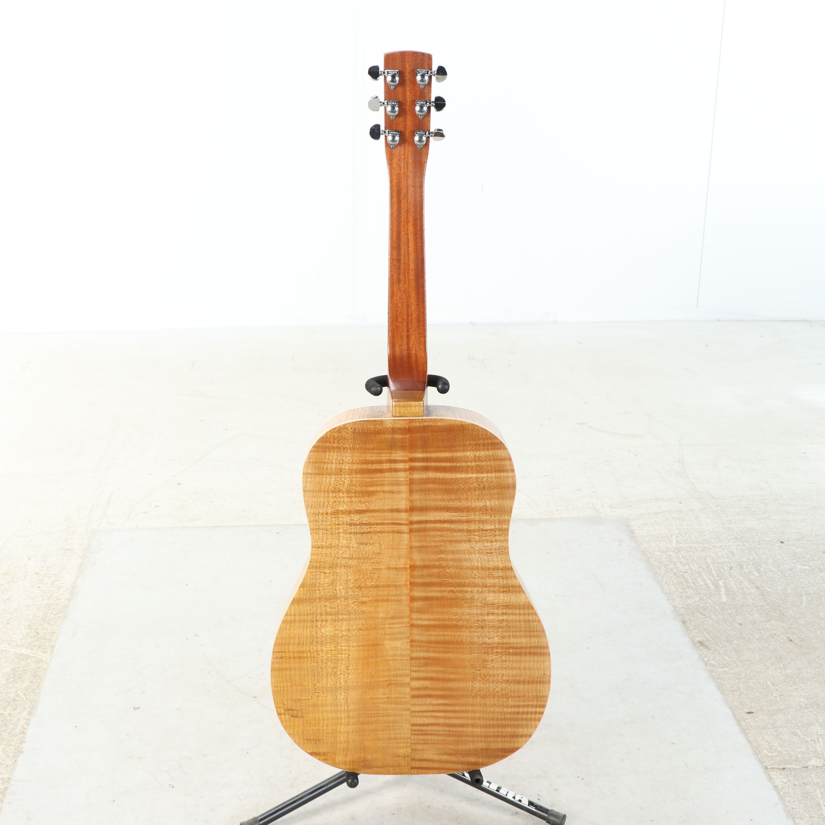 Curly Maple and Spruce Top Dreadnought Acoustic Guitar