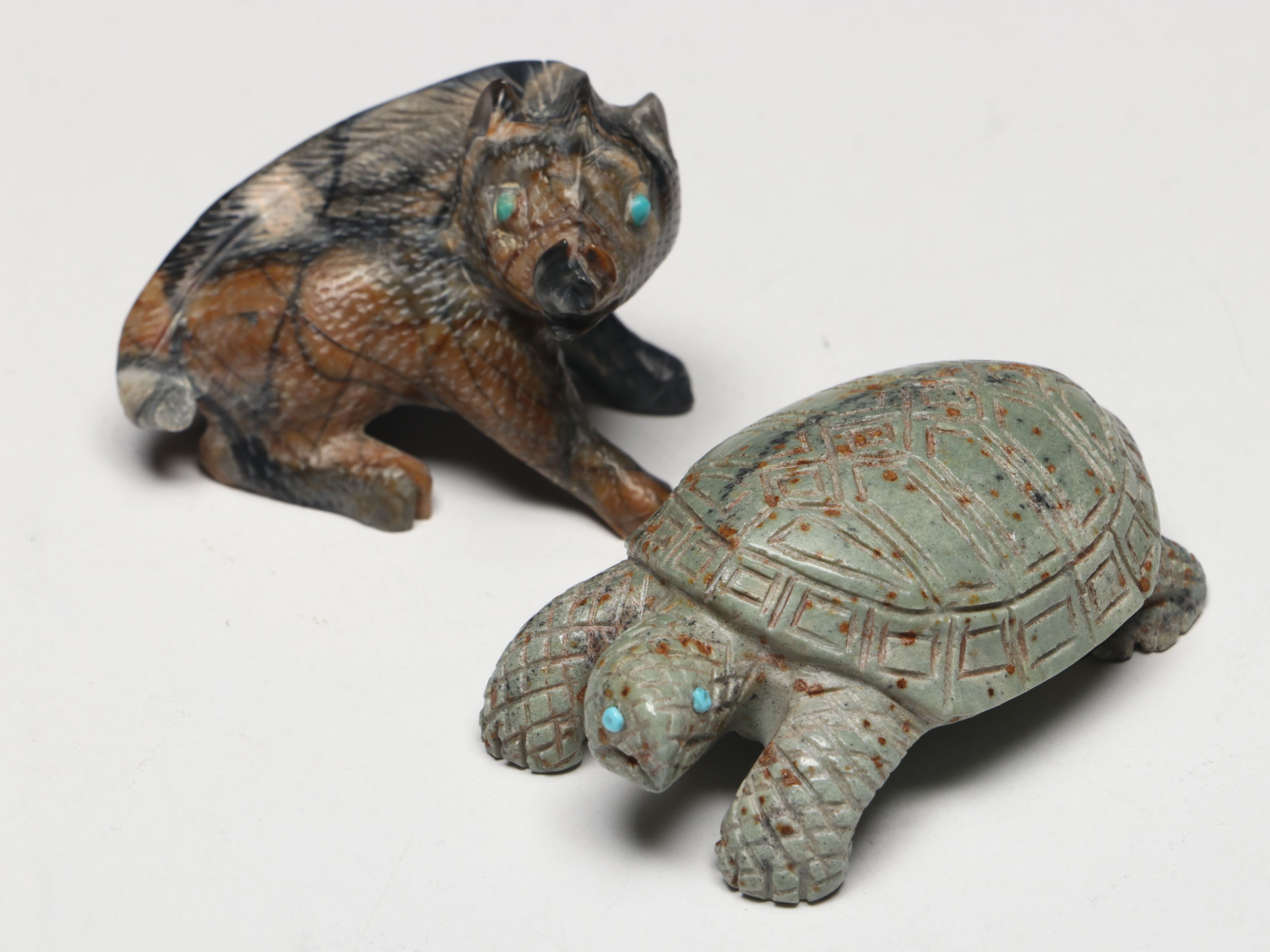 Wilfred Cheama, Hudson Sandy with Other Zuni Carved Animal Fetishes