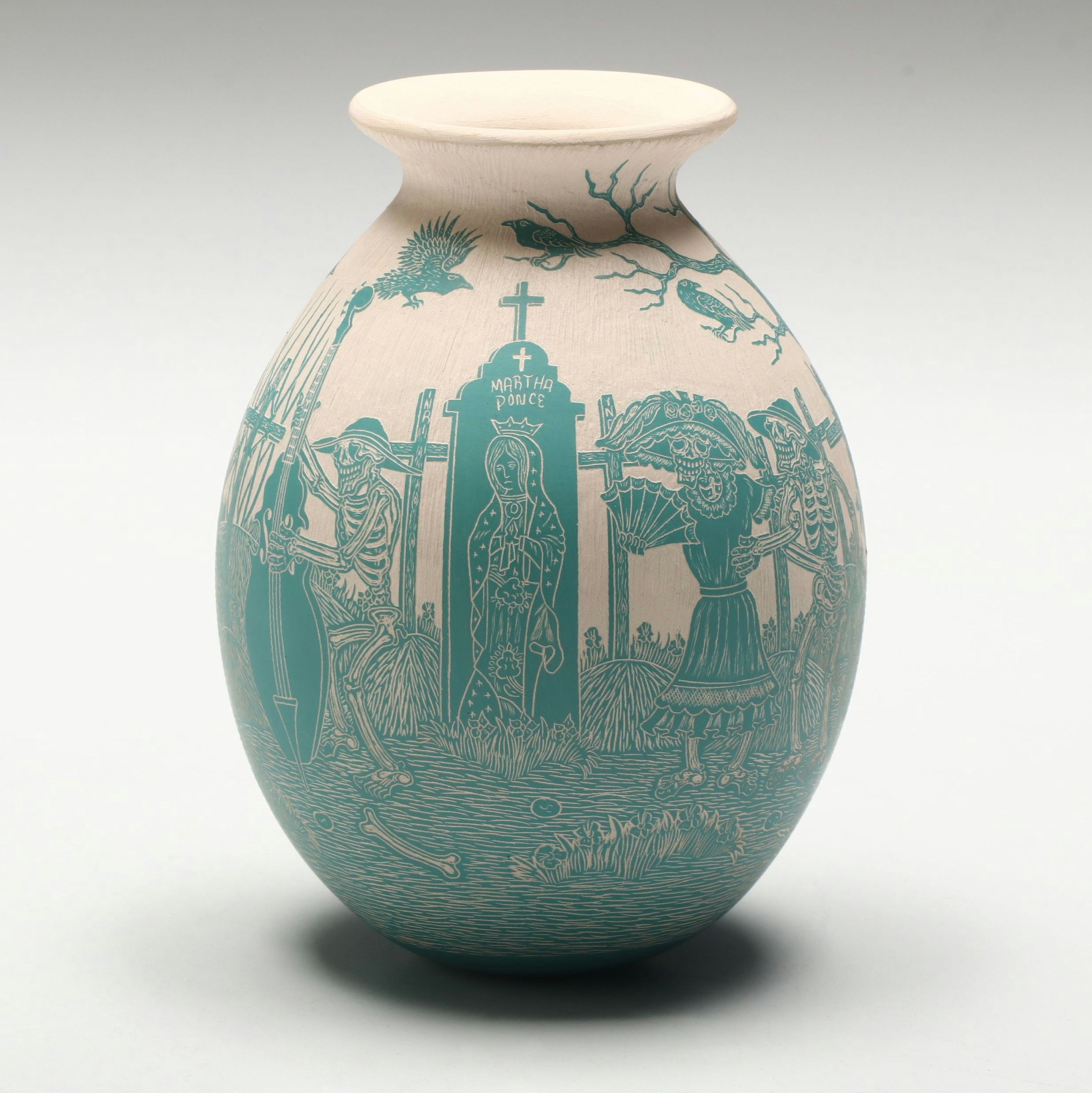 Gabriela Peréz de Martínez "Day of the Dead" Mata Ortiz Pueblo Pottery Vase