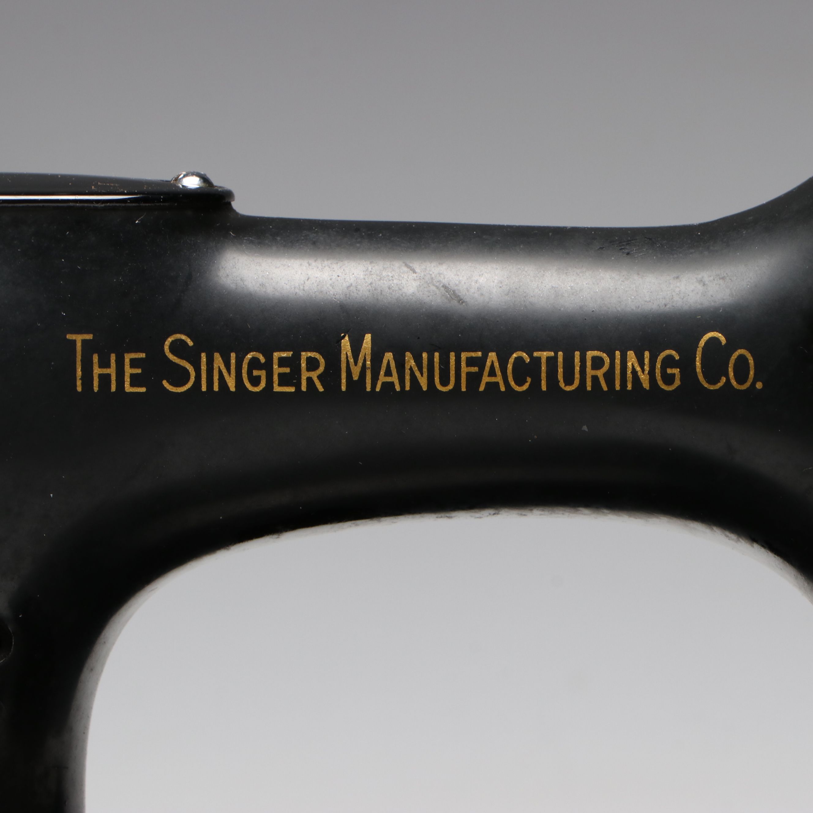 Singer Model 221 Featherweight Sewing Machine