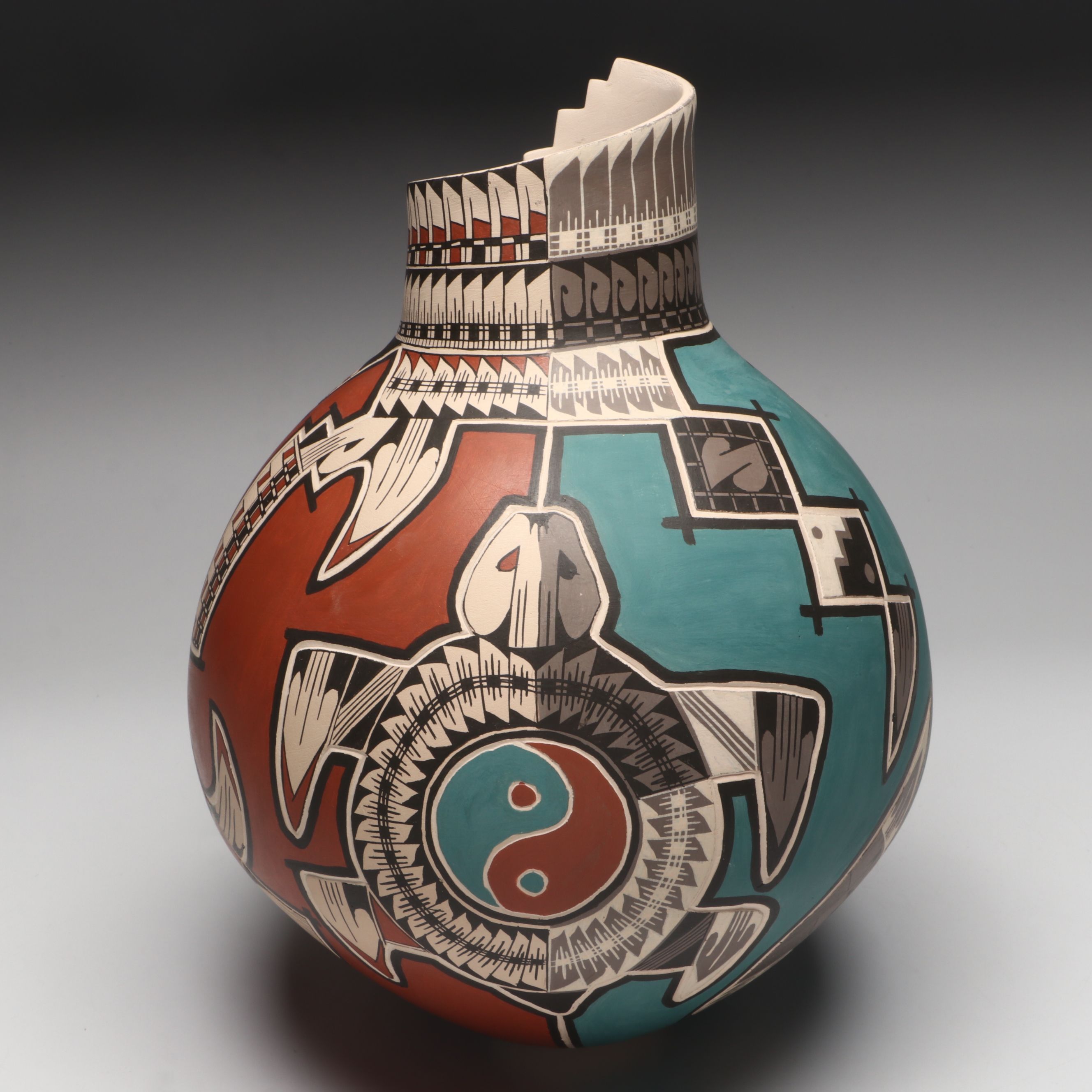 Jose M. Silveira Mata Ortiz Pottery Vase with Frida Kahlo Portrait