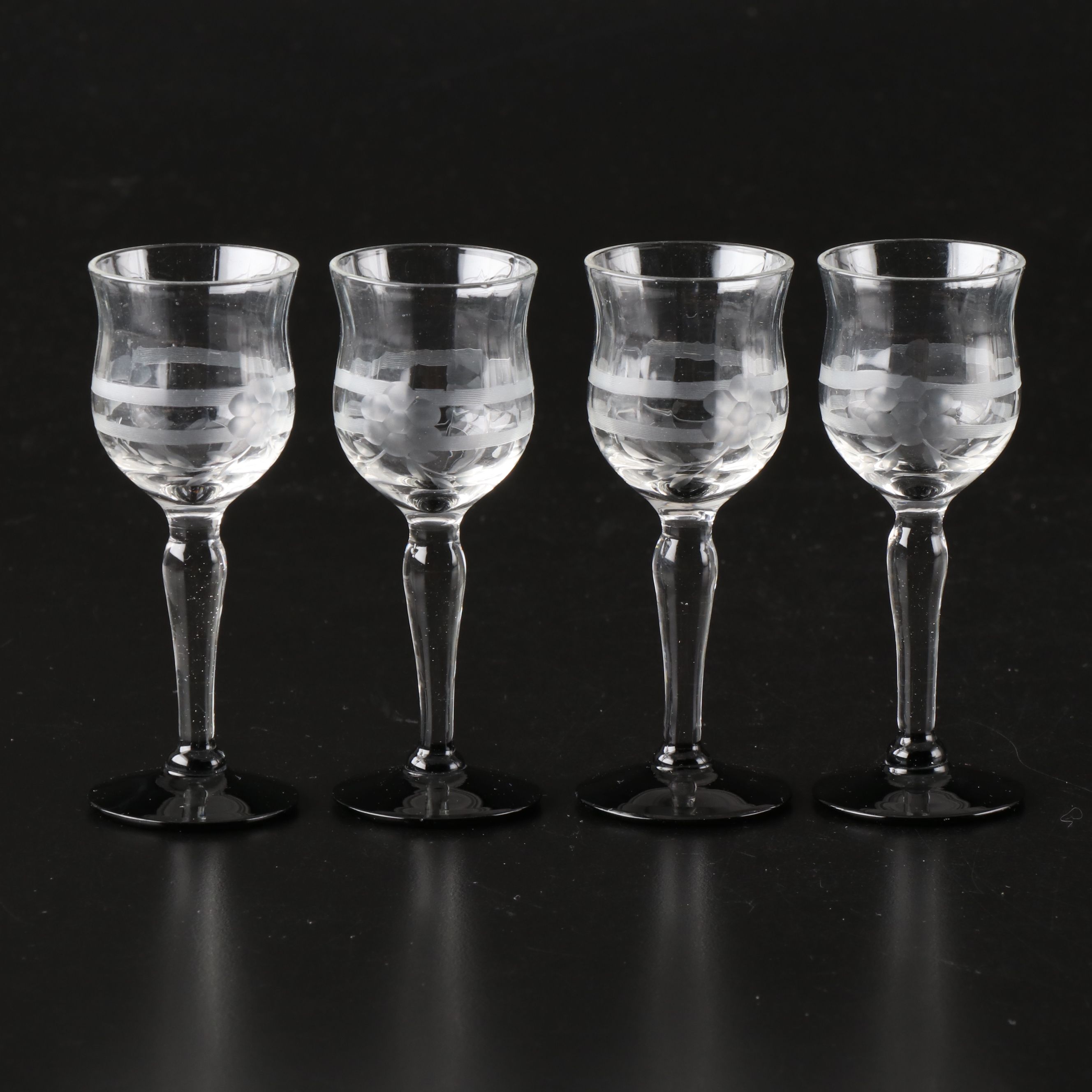 Cristal d'Arques-Durand Crystal and Other Sherry and Cordial Glasses