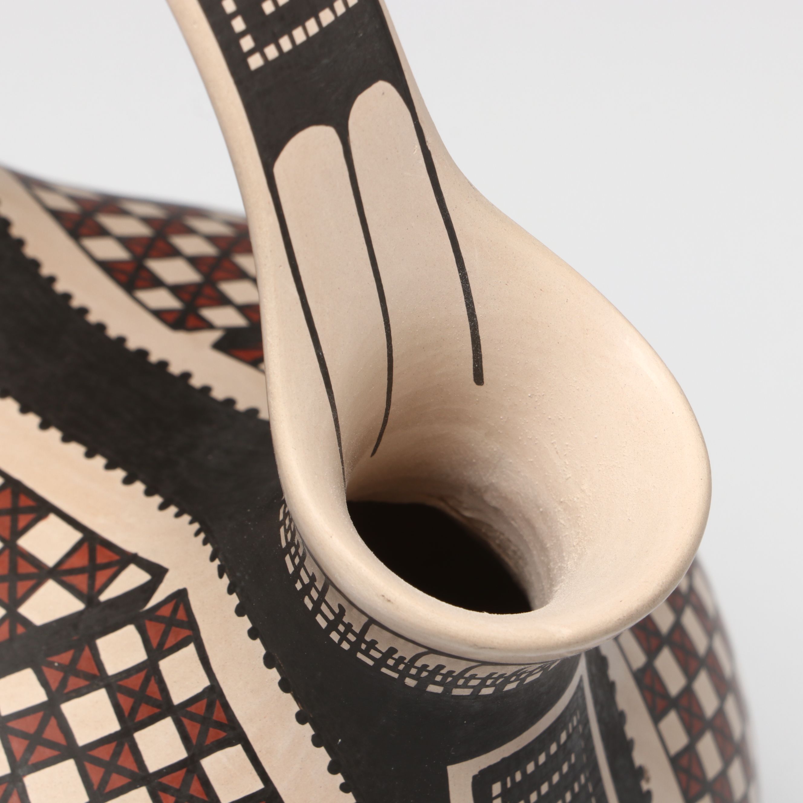 Mirna Hernandez Mata Ortiz Pueblo Pottery Wedding Vase