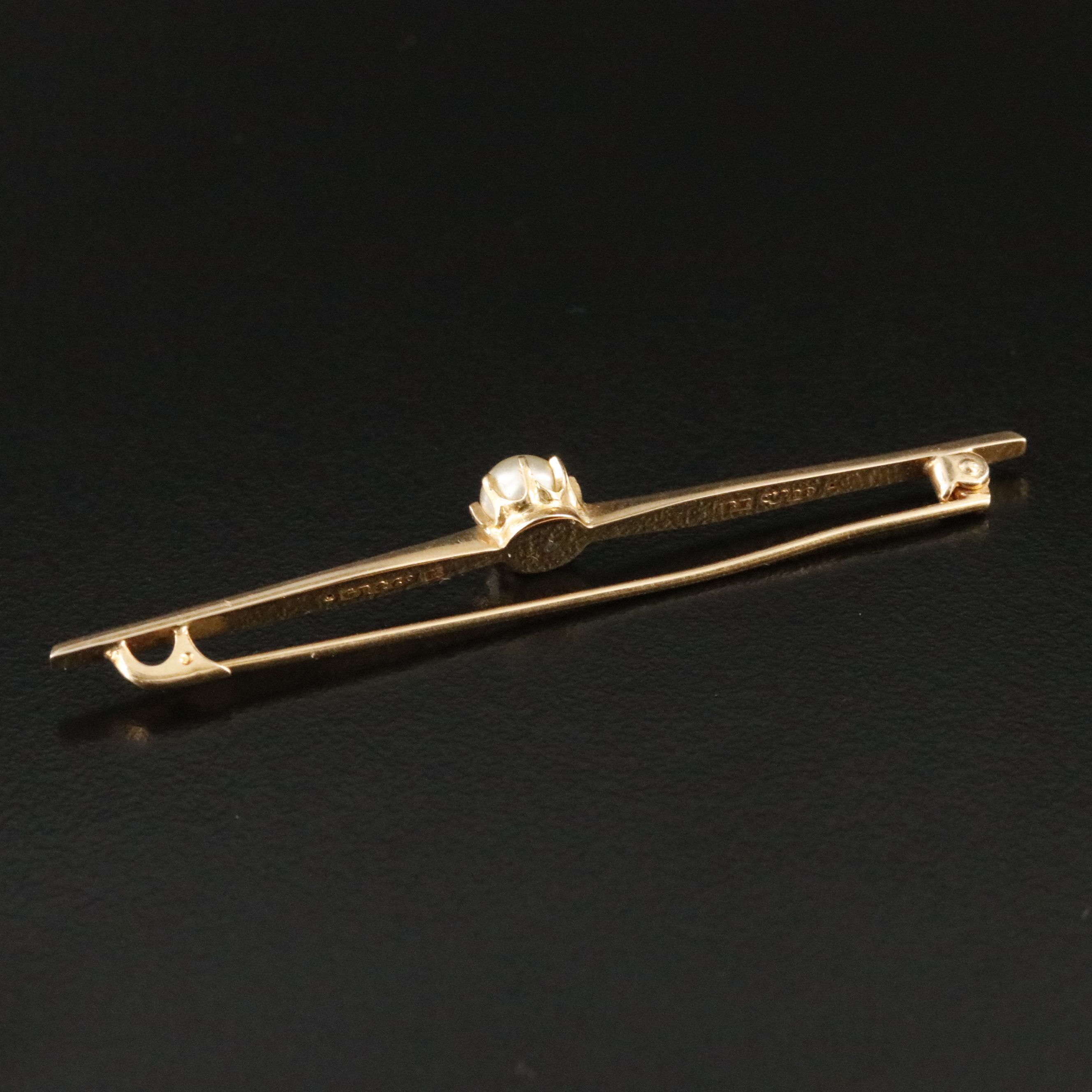Scandinavian Gustaf Dahlgren & Co. 18K Faux Pearl Bar Pin, 1950s